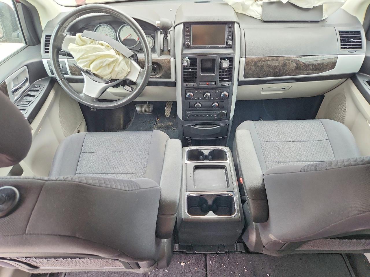 2010 Dodge Grand Caravan Sxt Red vin: 2D4RN5D13AR416675