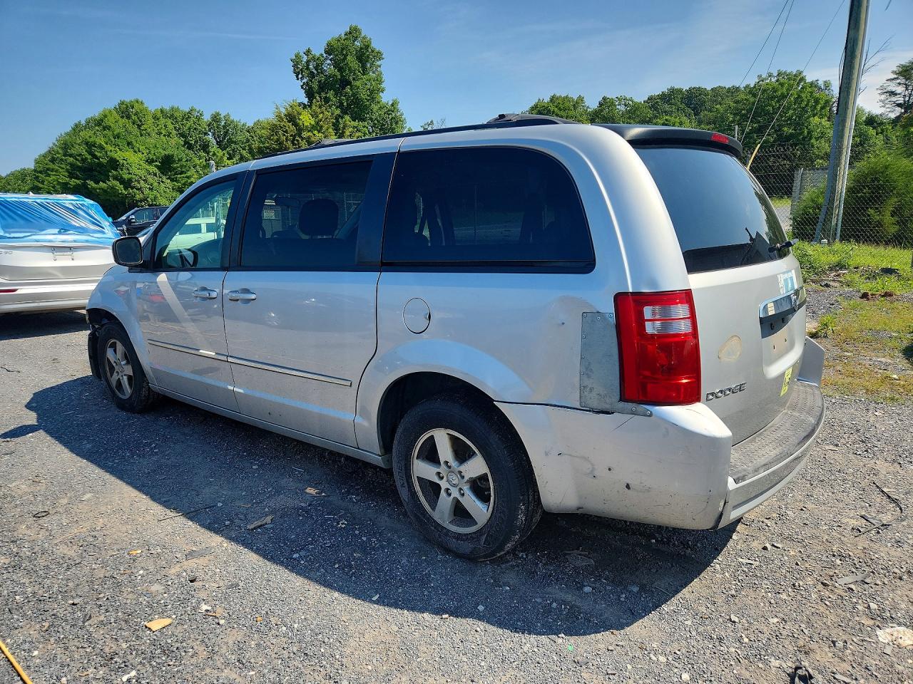 2010 Dodge Grand Caravan Sxt Silver vin: 2D4RN5D13AR443911
