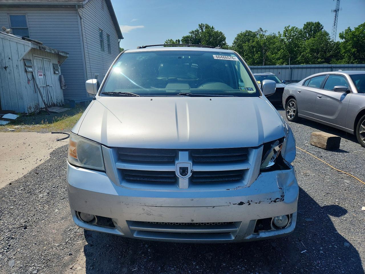2010 Dodge Grand Caravan Sxt Silver vin: 2D4RN5D13AR443911