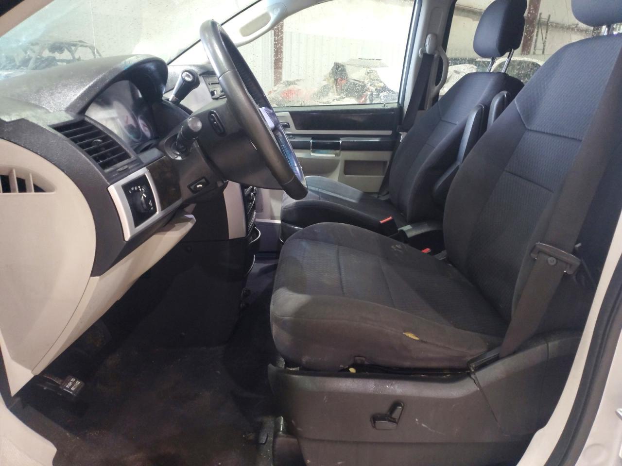 2010 Dodge Grand Caravan Sxt Silver vin: 2D4RN5D13AR459302