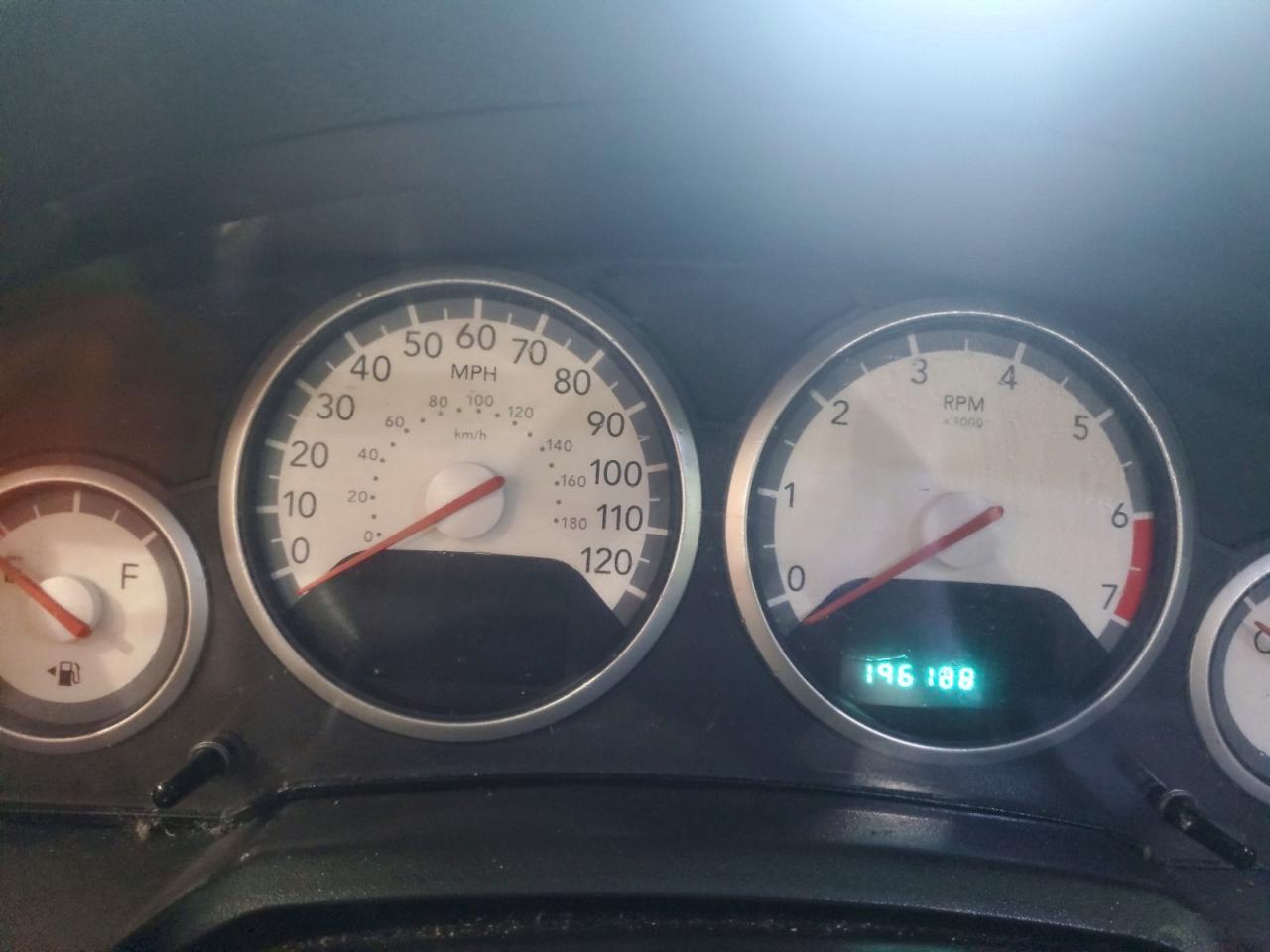 2010 Dodge Grand Caravan Sxt Silver vin: 2D4RN5D13AR459302