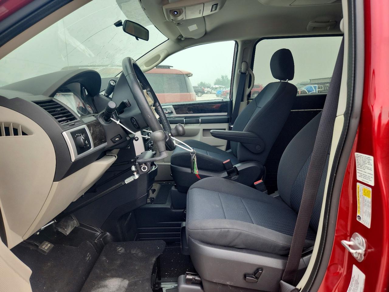 2010 Dodge Grand Caravan Sxt Red vin: 2D4RN5D14AR129751