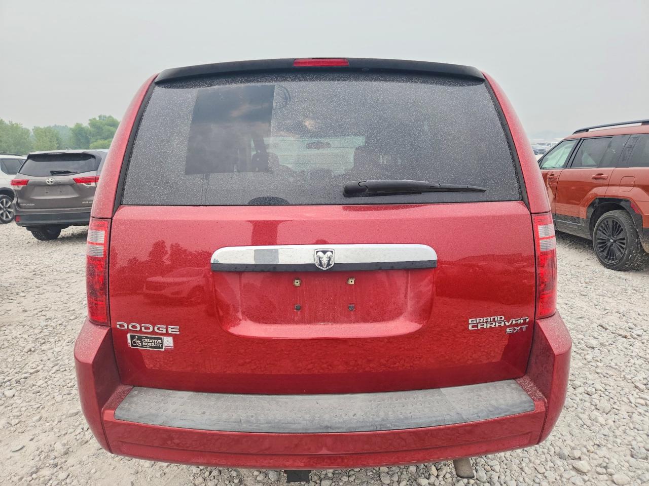 2010 Dodge Grand Caravan Sxt Red vin: 2D4RN5D14AR129751