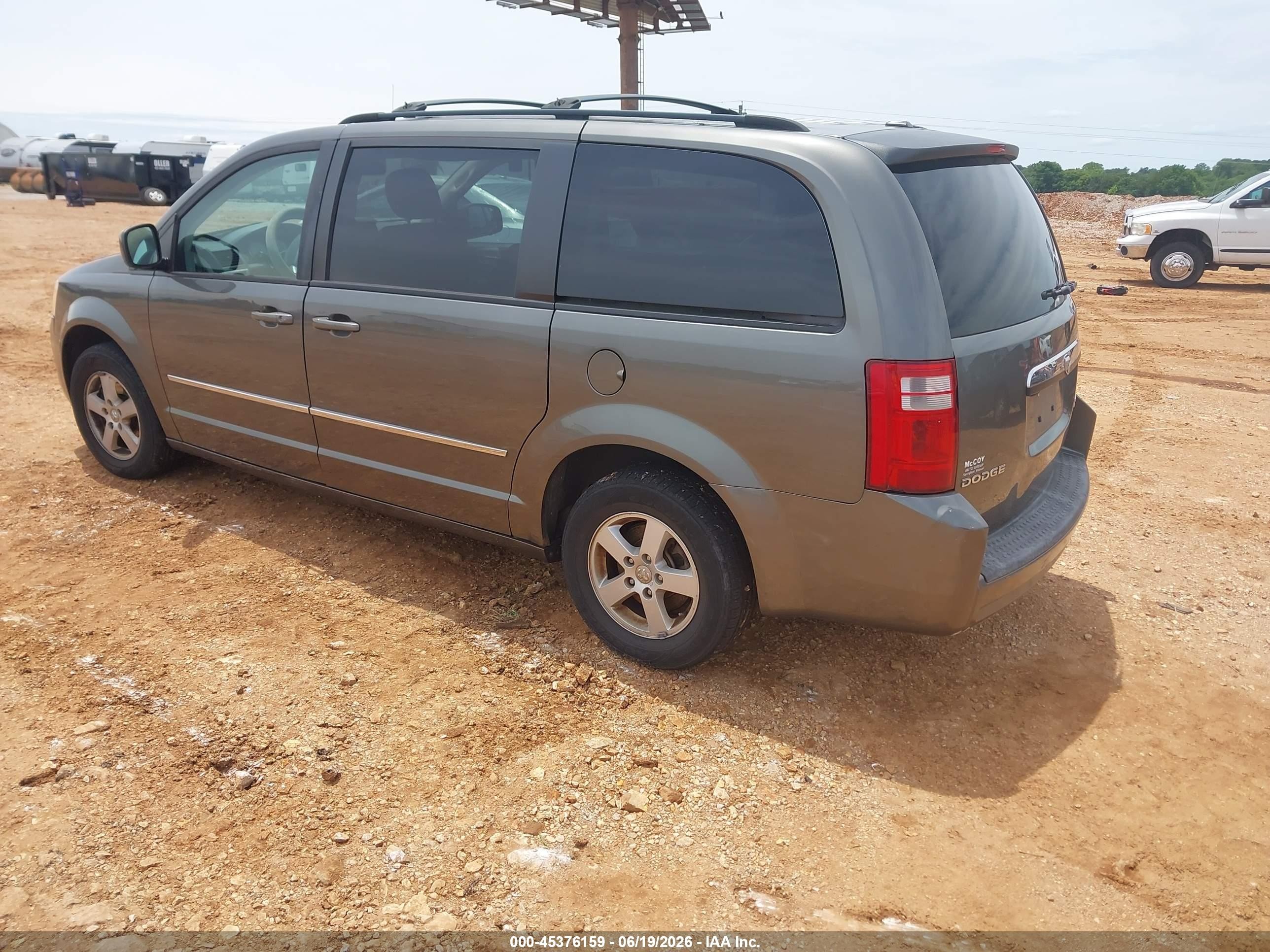2010 Dodge Grand Caravan Sxt Gray vin: 2D4RN5D14AR261151