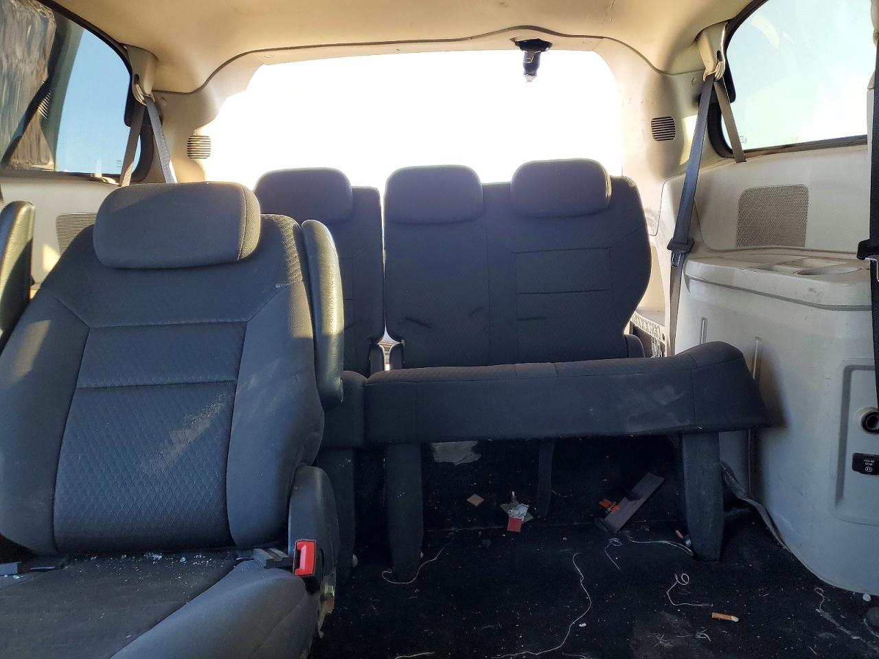 2010 Dodge Grand Caravan Sxt White vin: 2D4RN5D14AR316939
