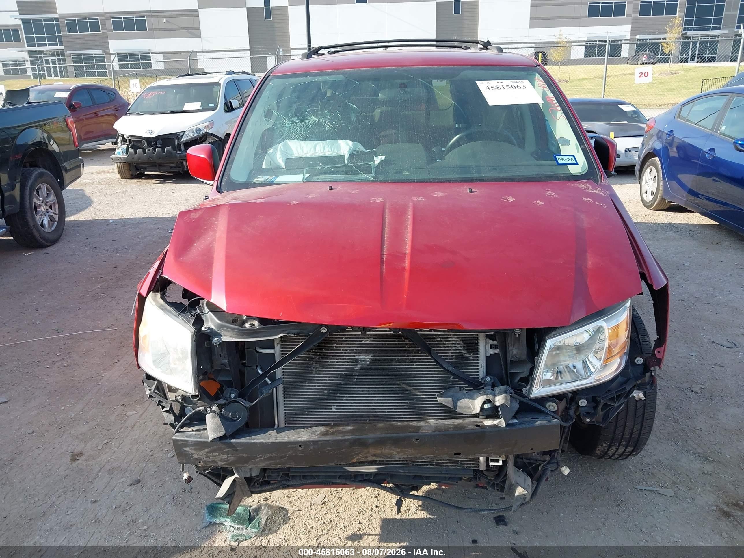 2010 Dodge Grand Caravan Sxt Red vin: 2D4RN5D15AR129743