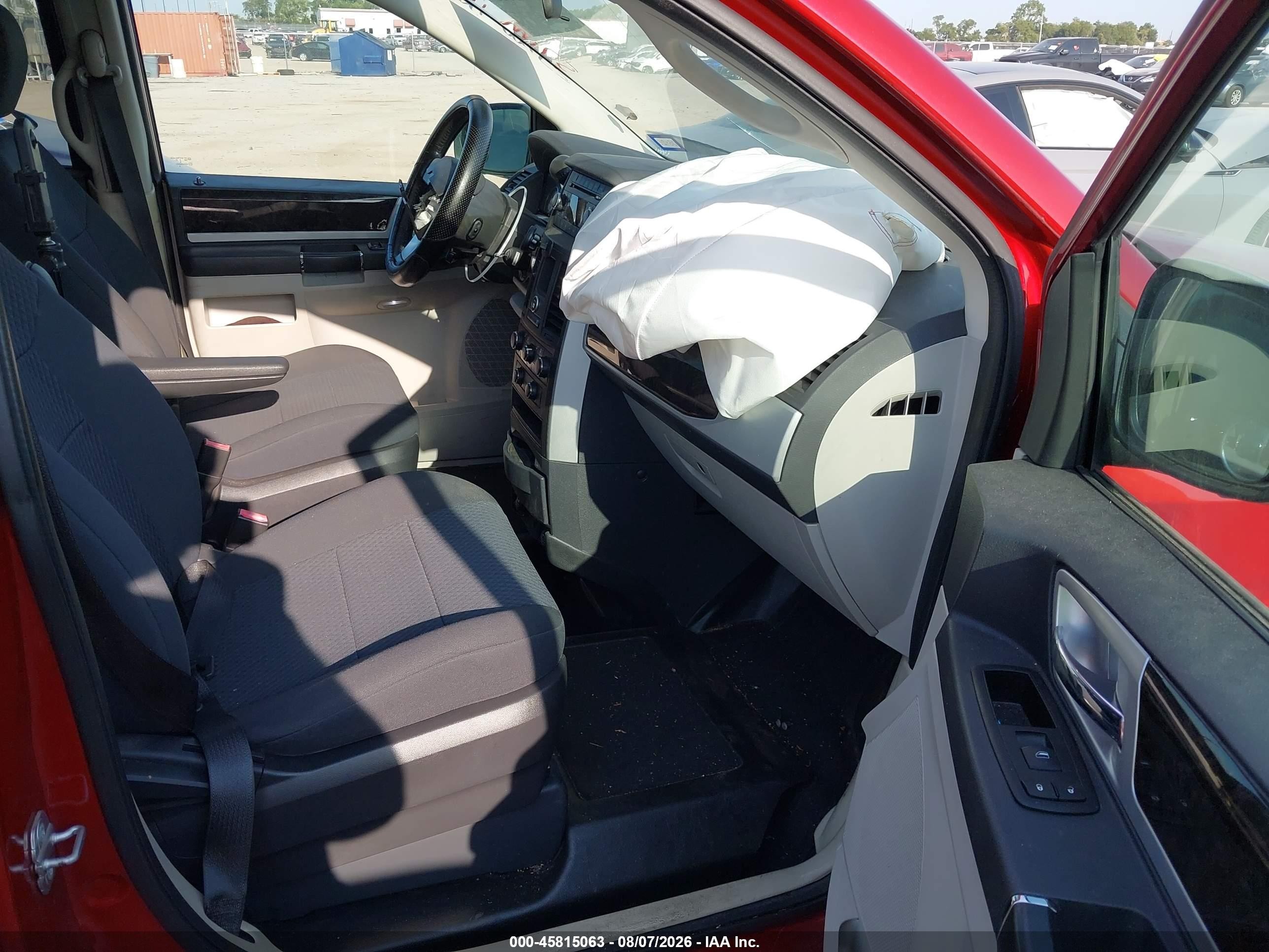 2010 Dodge Grand Caravan Sxt Red vin: 2D4RN5D15AR129743