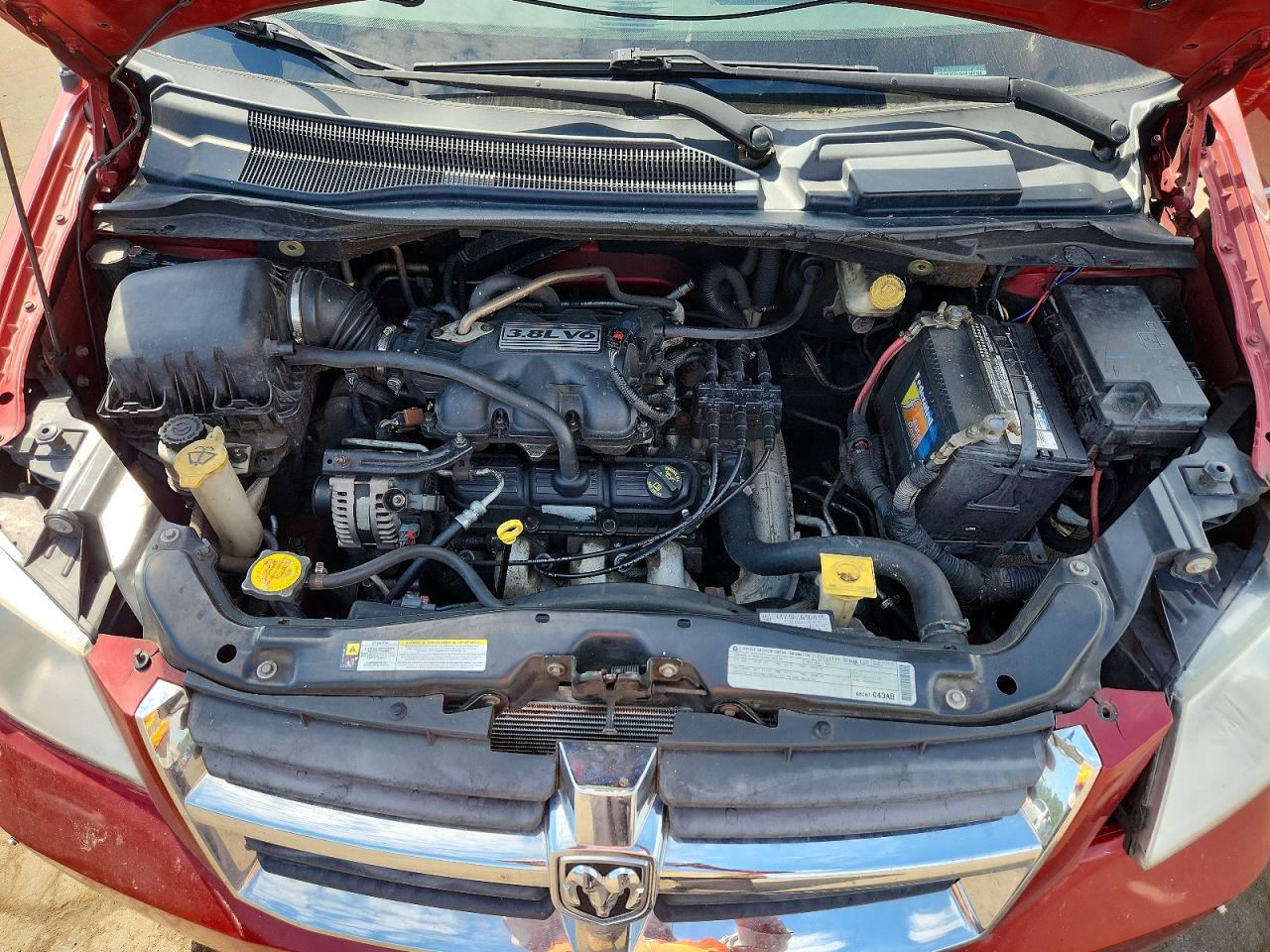 2010 Dodge Grand Caravan Sxt Red vin: 2D4RN5D15AR146168