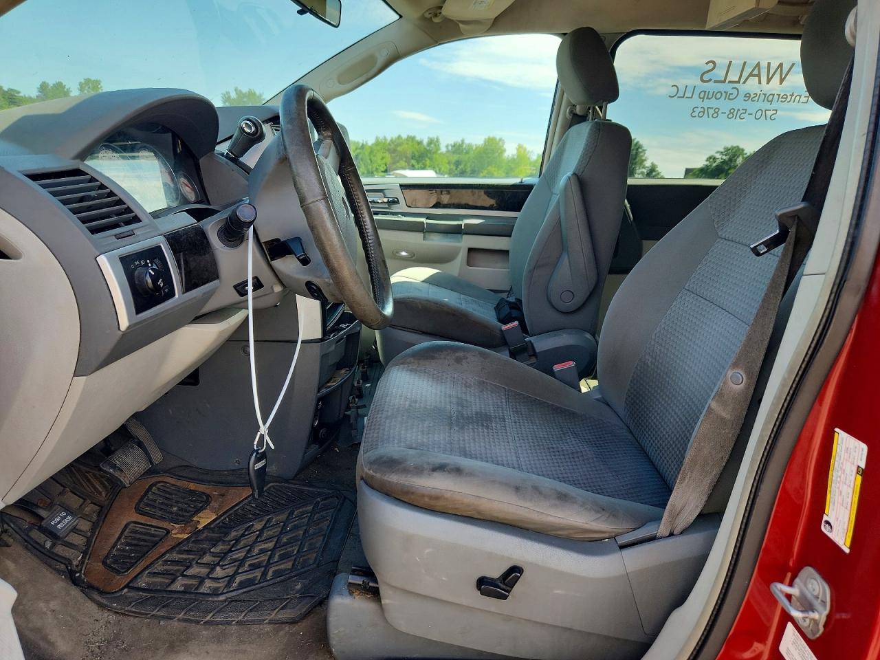 2010 Dodge Grand Caravan Sxt Red vin: 2D4RN5D15AR146168