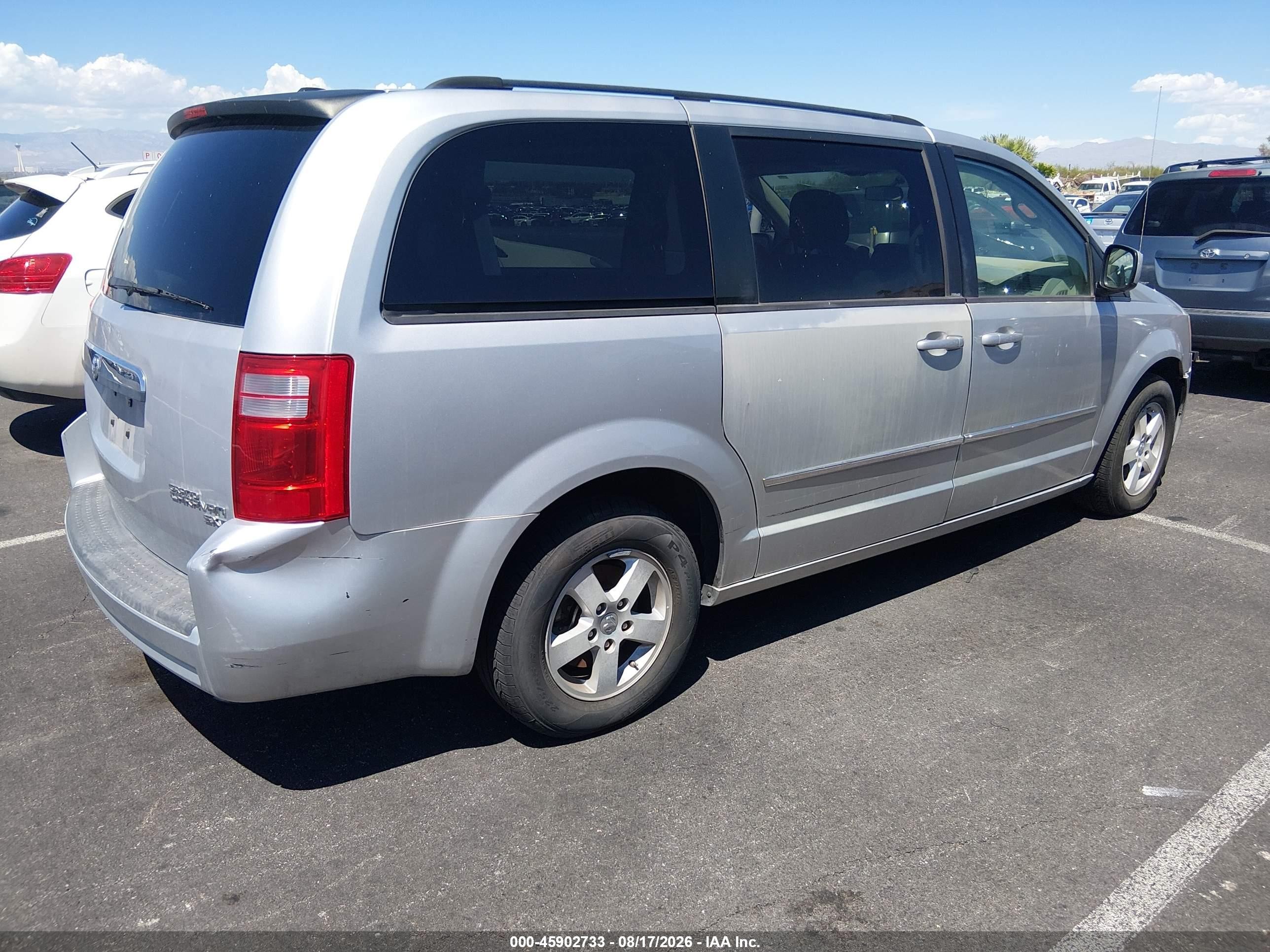 2010 Dodge Grand Caravan Sxt Silver vin: 2D4RN5D15AR273230