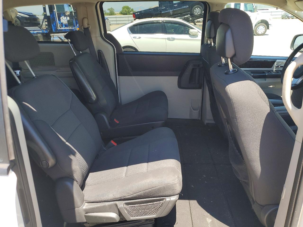 2010 Dodge Grand Caravan Sxt White vin: 2D4RN5D15AR443781
