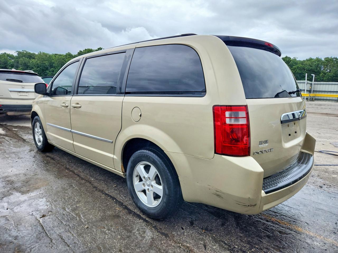 2010 Dodge Grand Caravan Sxt Tan vin: 2D4RN5D15AR483150