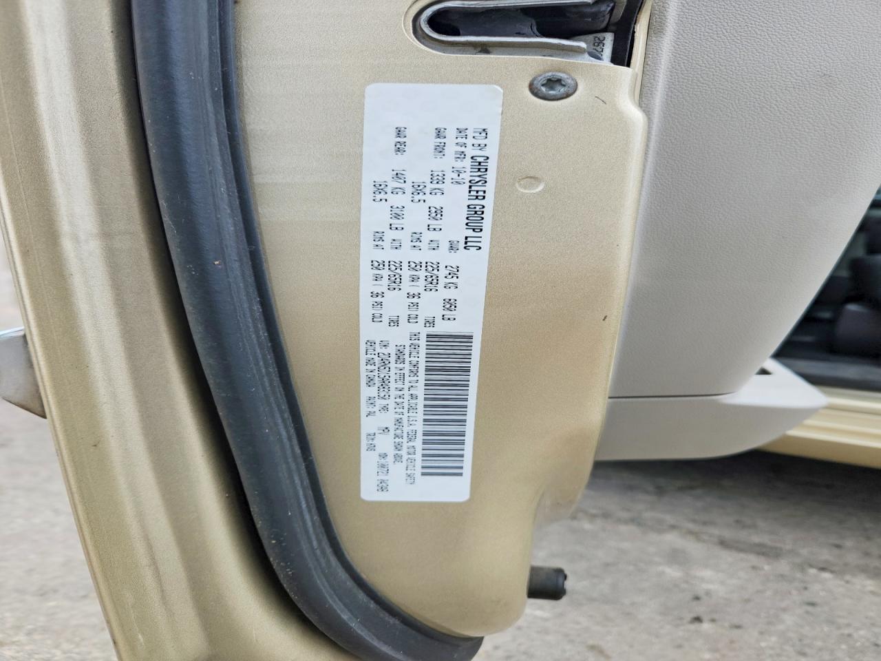 2010 Dodge Grand Caravan Sxt Tan vin: 2D4RN5D15AR483150