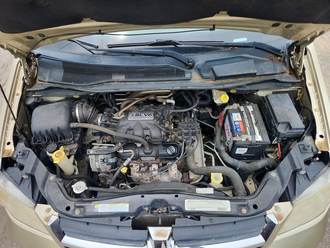 2010 Dodge Grand Caravan Sxt Tan vin: 2D4RN5D15AR483150