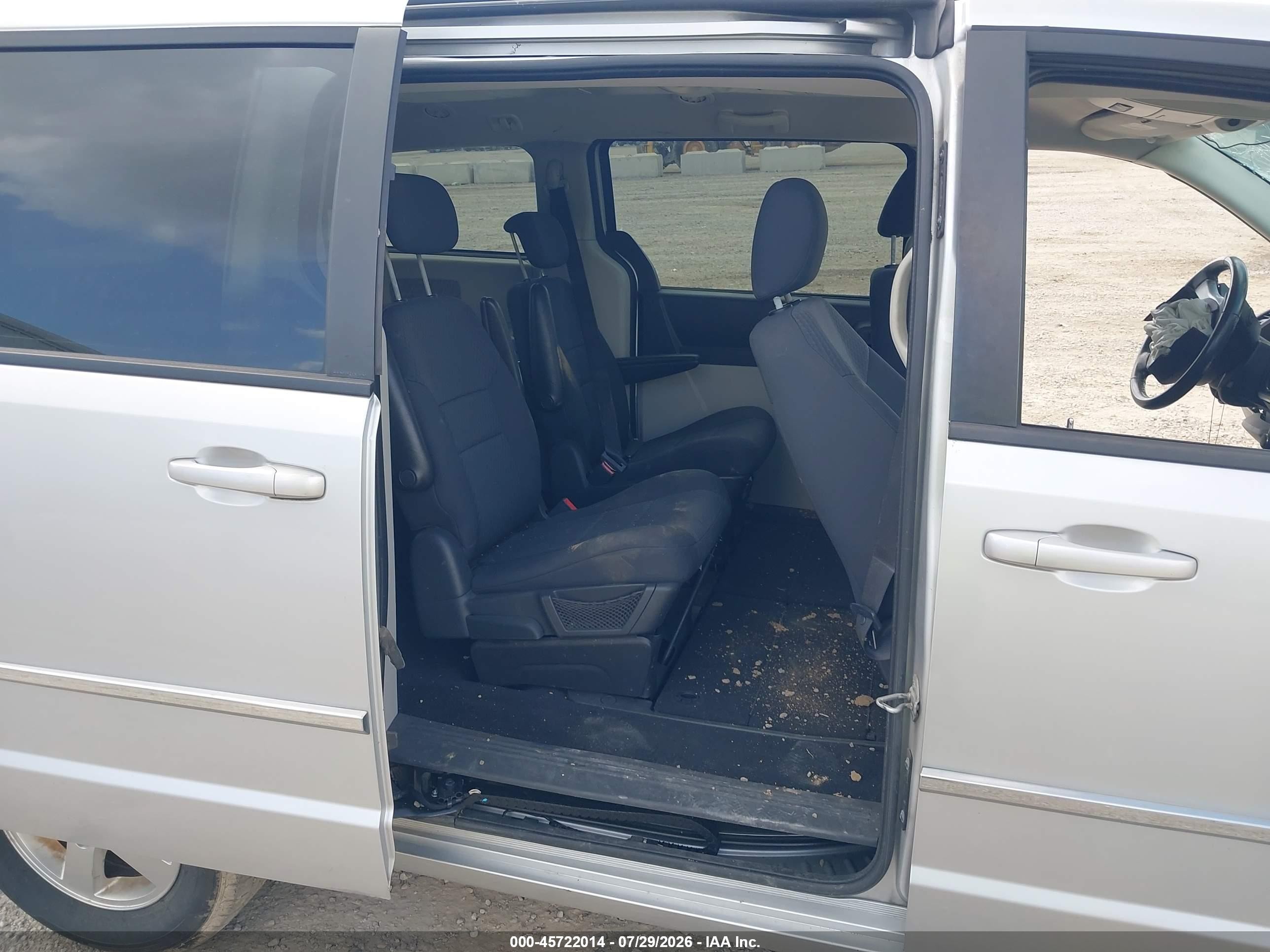 2010 Dodge Grand Caravan Sxt Silver vin: 2D4RN5D16AR119965