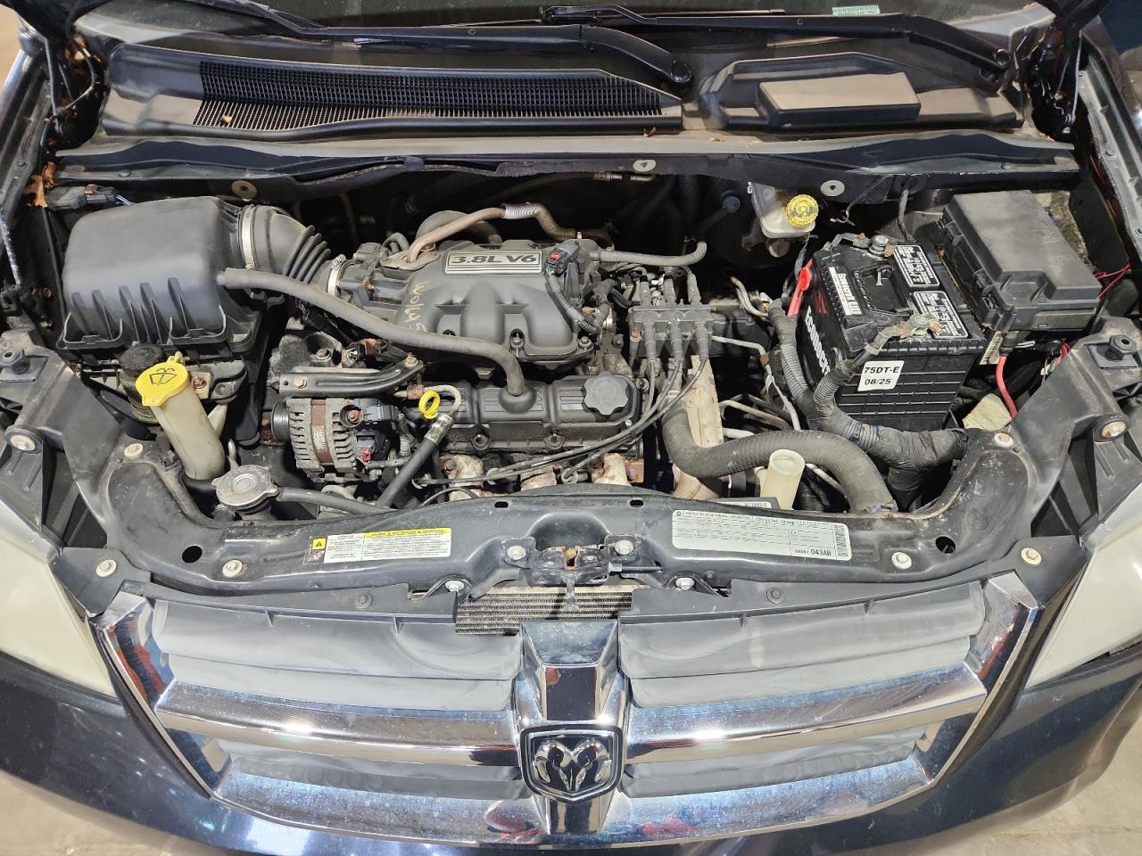 2010 Dodge Grand Caravan Sxt Black vin: 2D4RN5D16AR135647 Damage: Left Head Lamp, Faded, Repair Required