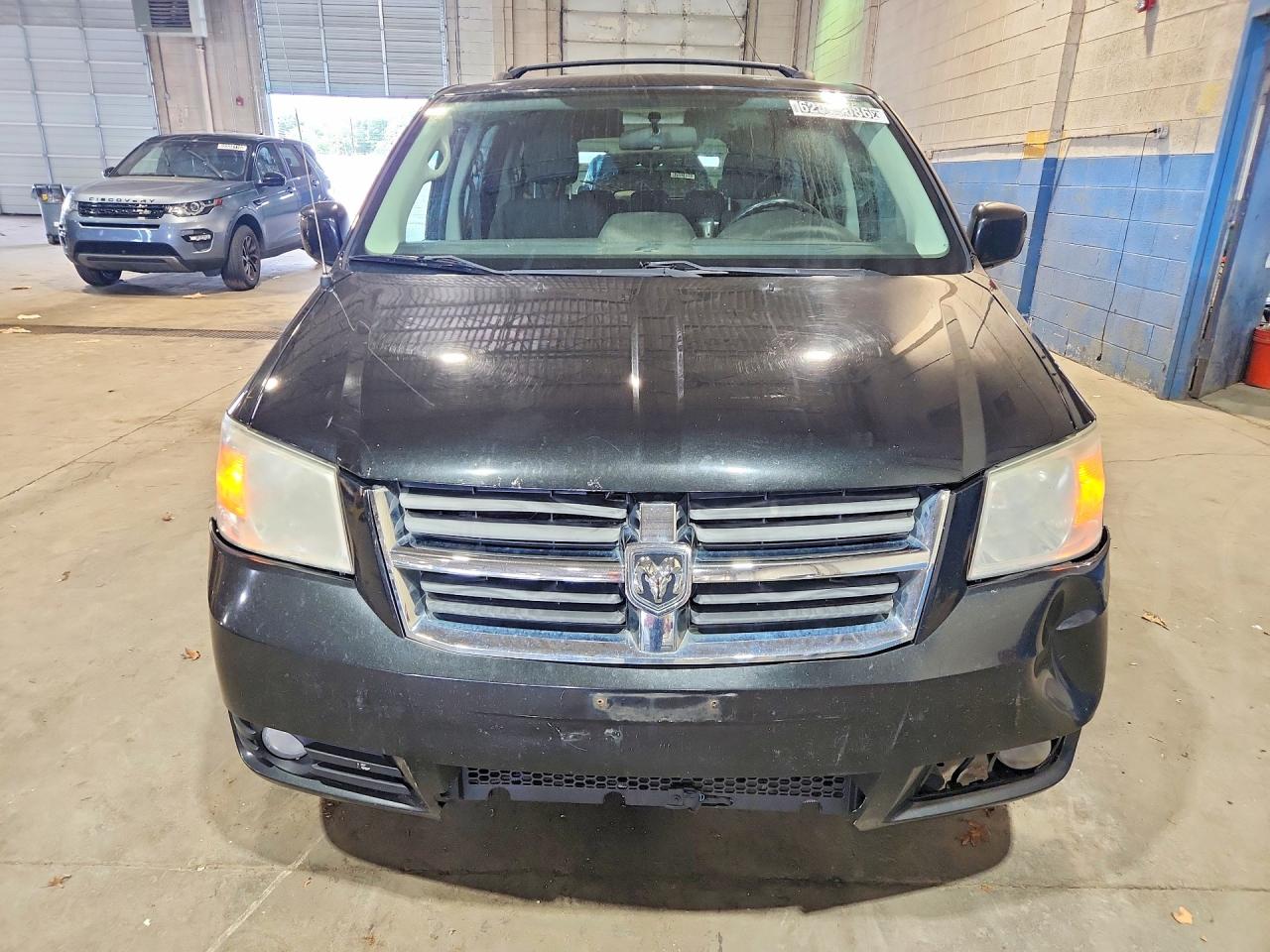 2010 Dodge Grand Caravan Sxt Black vin: 2D4RN5D16AR135647