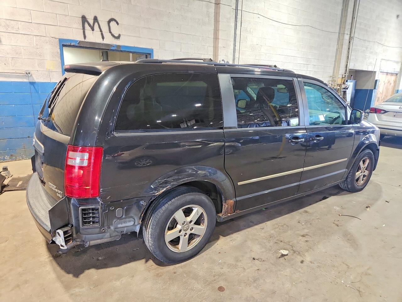 2010 Dodge Grand Caravan Sxt Black vin: 2D4RN5D16AR135647