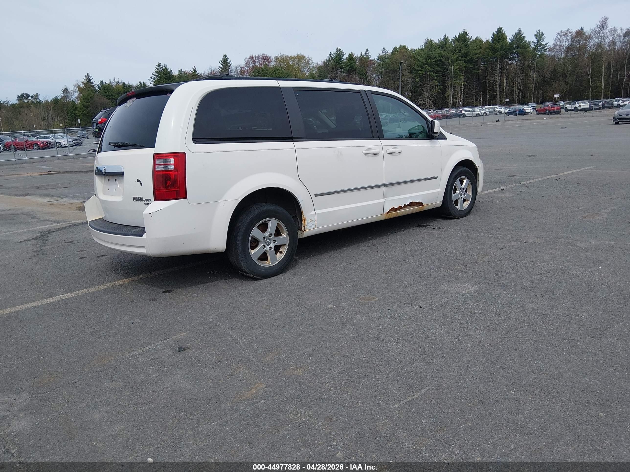 2010 Dodge Grand Caravan Sxt White vin: 2D4RN5D16AR232749