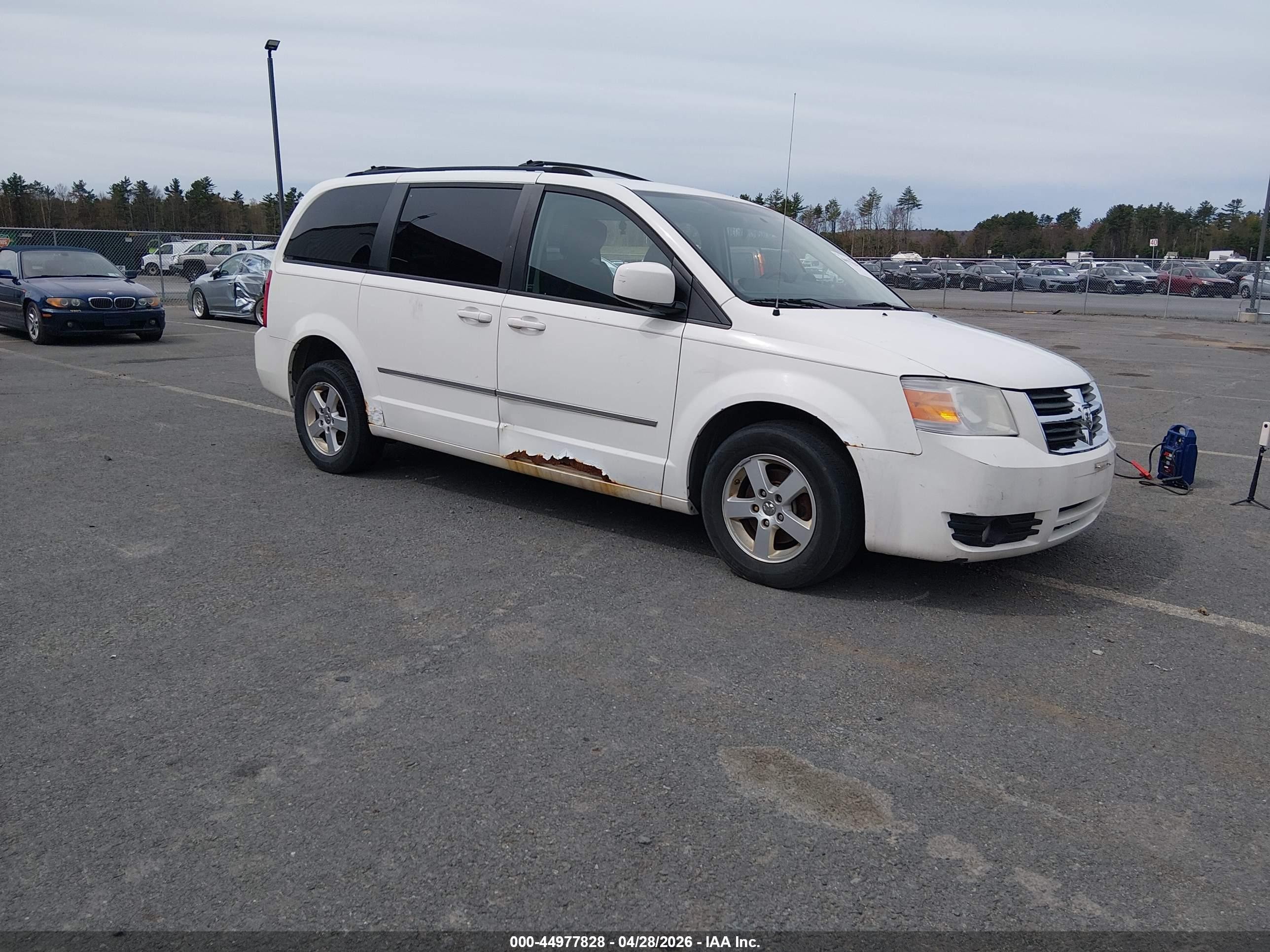 2010 Dodge Grand Caravan Sxt White vin: 2D4RN5D16AR232749