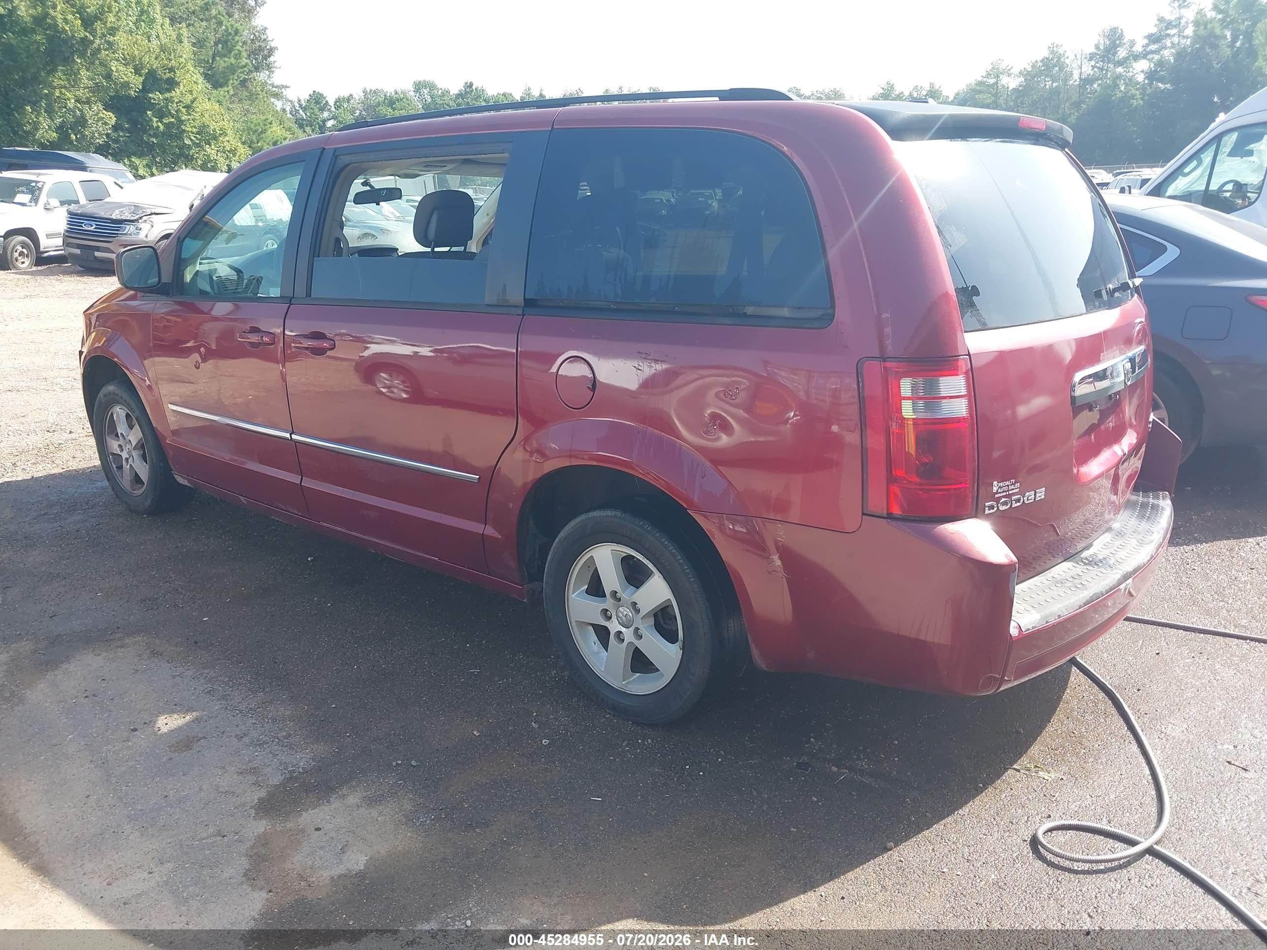 2010 Dodge Grand Caravan Sxt Red vin: 2D4RN5D16AR367262