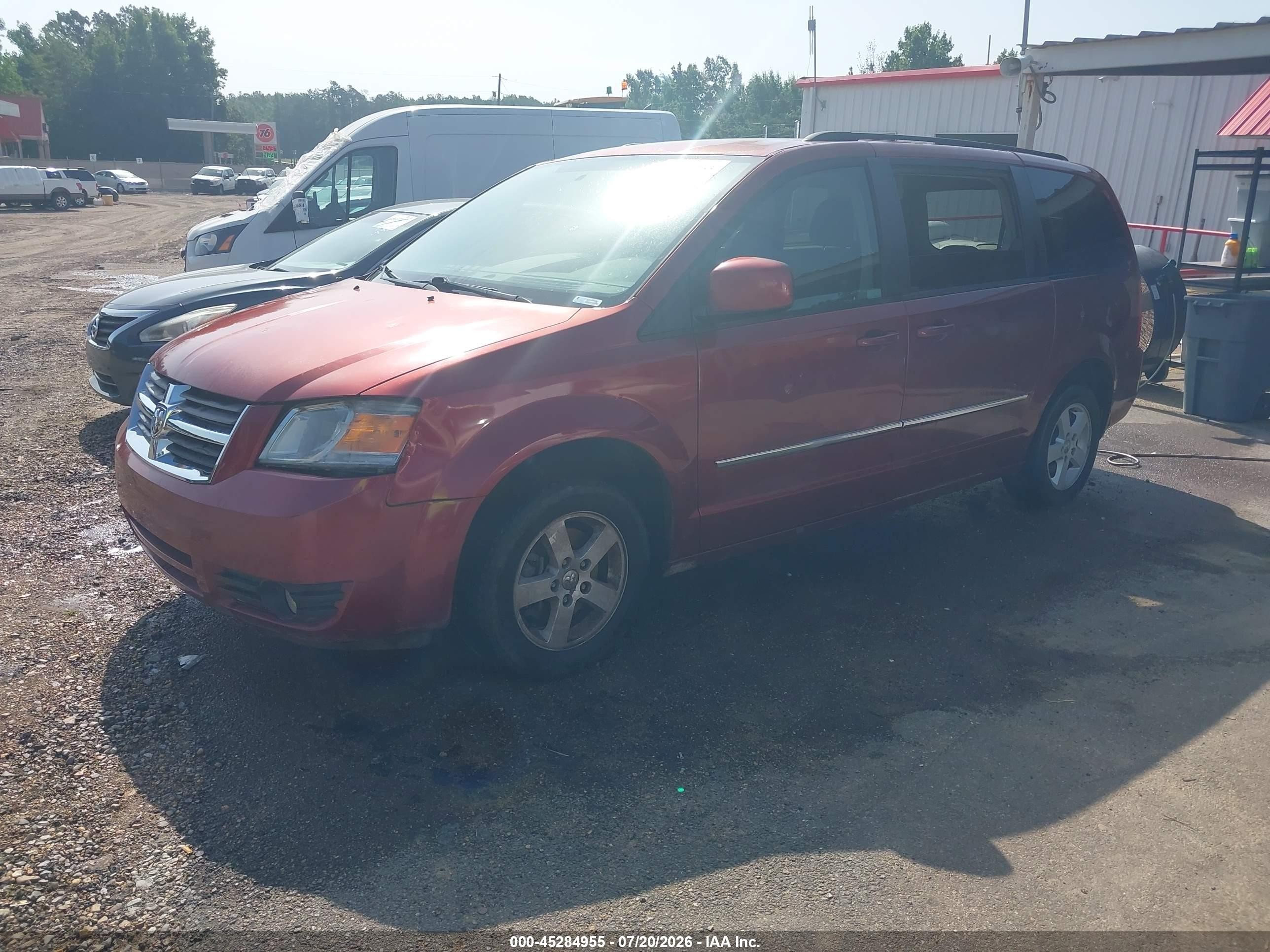2010 Dodge Grand Caravan Sxt Red vin: 2D4RN5D16AR367262