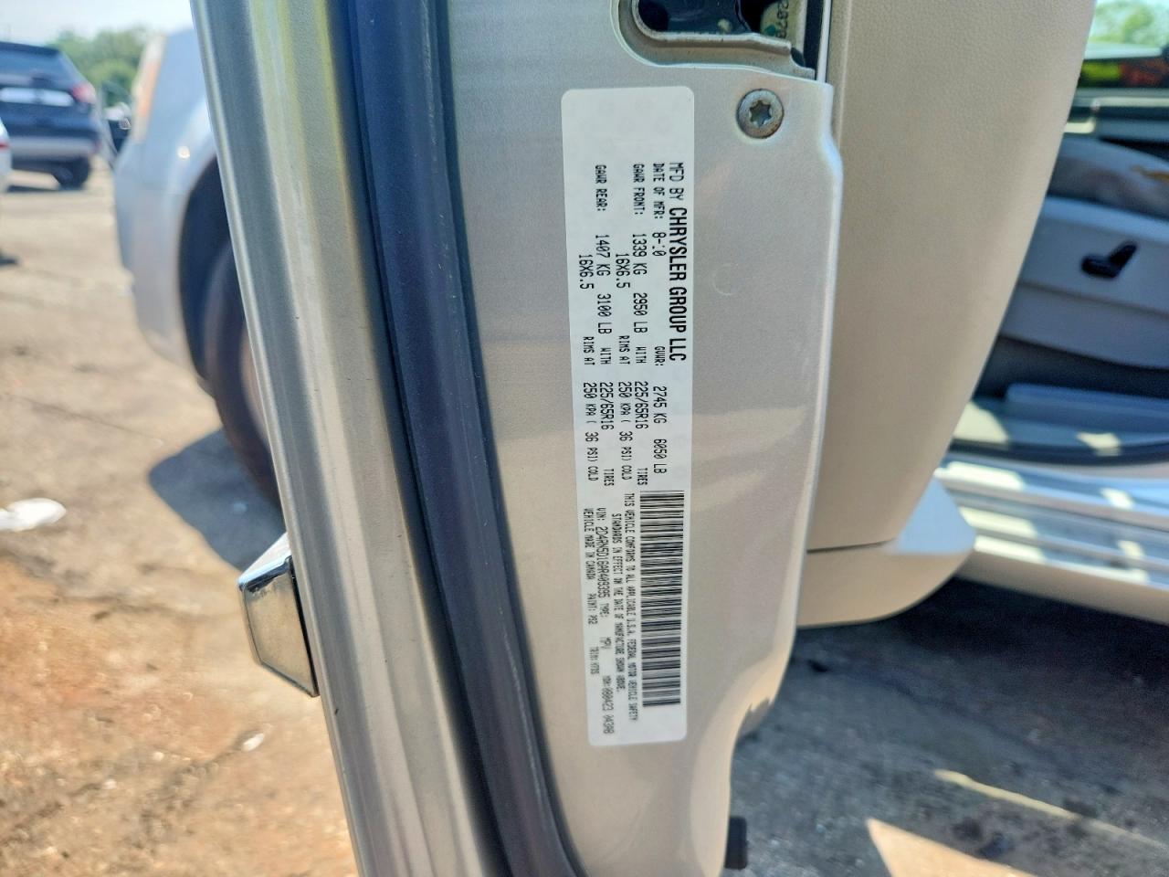 2010 Dodge Grand Caravan Sxt Silver vin: 2D4RN5D16AR409395