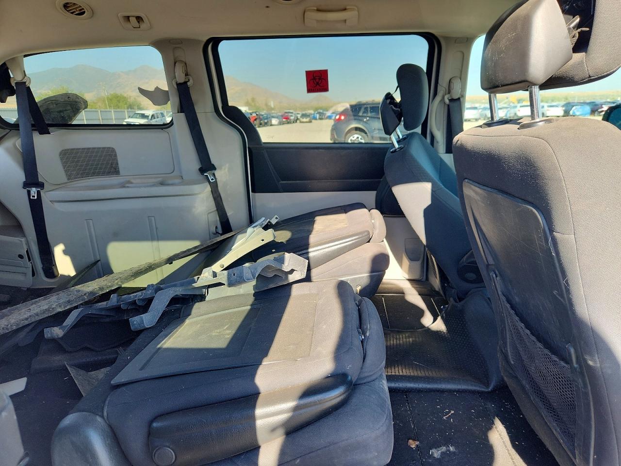 2010 Dodge Grand Caravan Sxt Silver vin: 2D4RN5D16AR458595