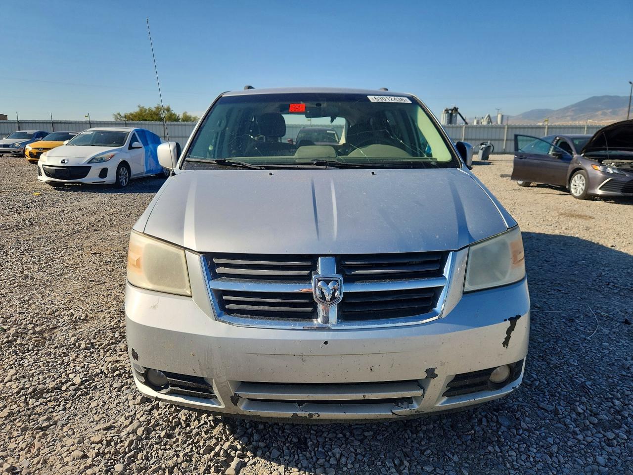 2010 Dodge Grand Caravan Sxt Silver vin: 2D4RN5D16AR458595