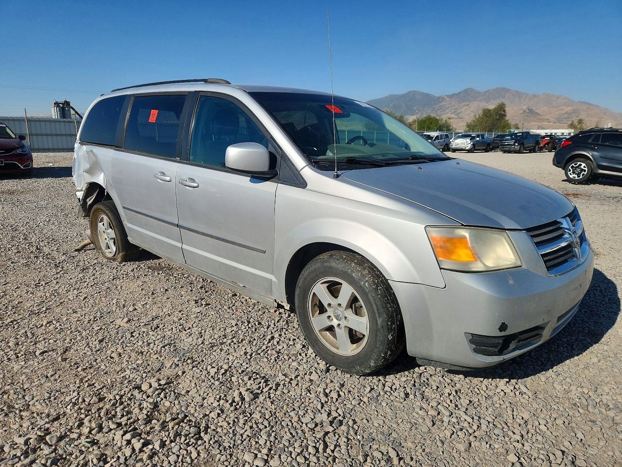 2010 Dodge Grand Caravan Sxt Silver vin: 2D4RN5D16AR458595