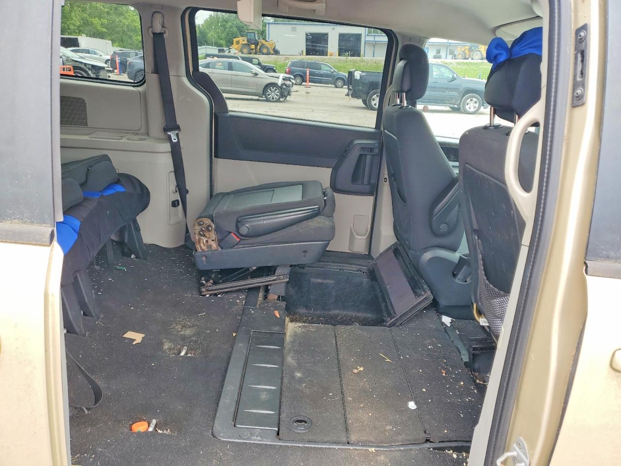 2010 Dodge Grand Caravan Sxt Gold vin: 2D4RN5D16AR459035