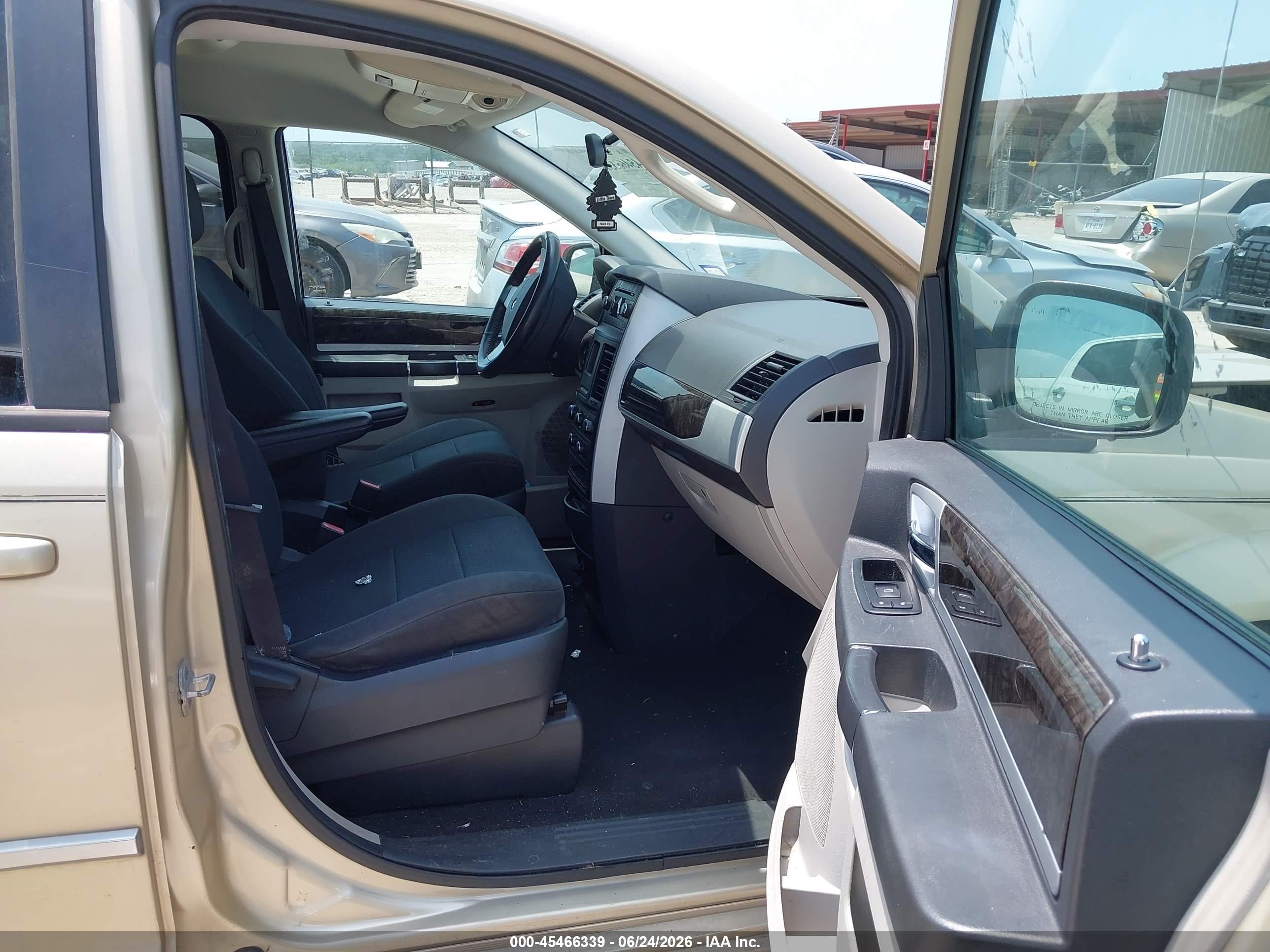 2010 Dodge Grand Caravan Sxt Gold vin: 2D4RN5D16AR476305