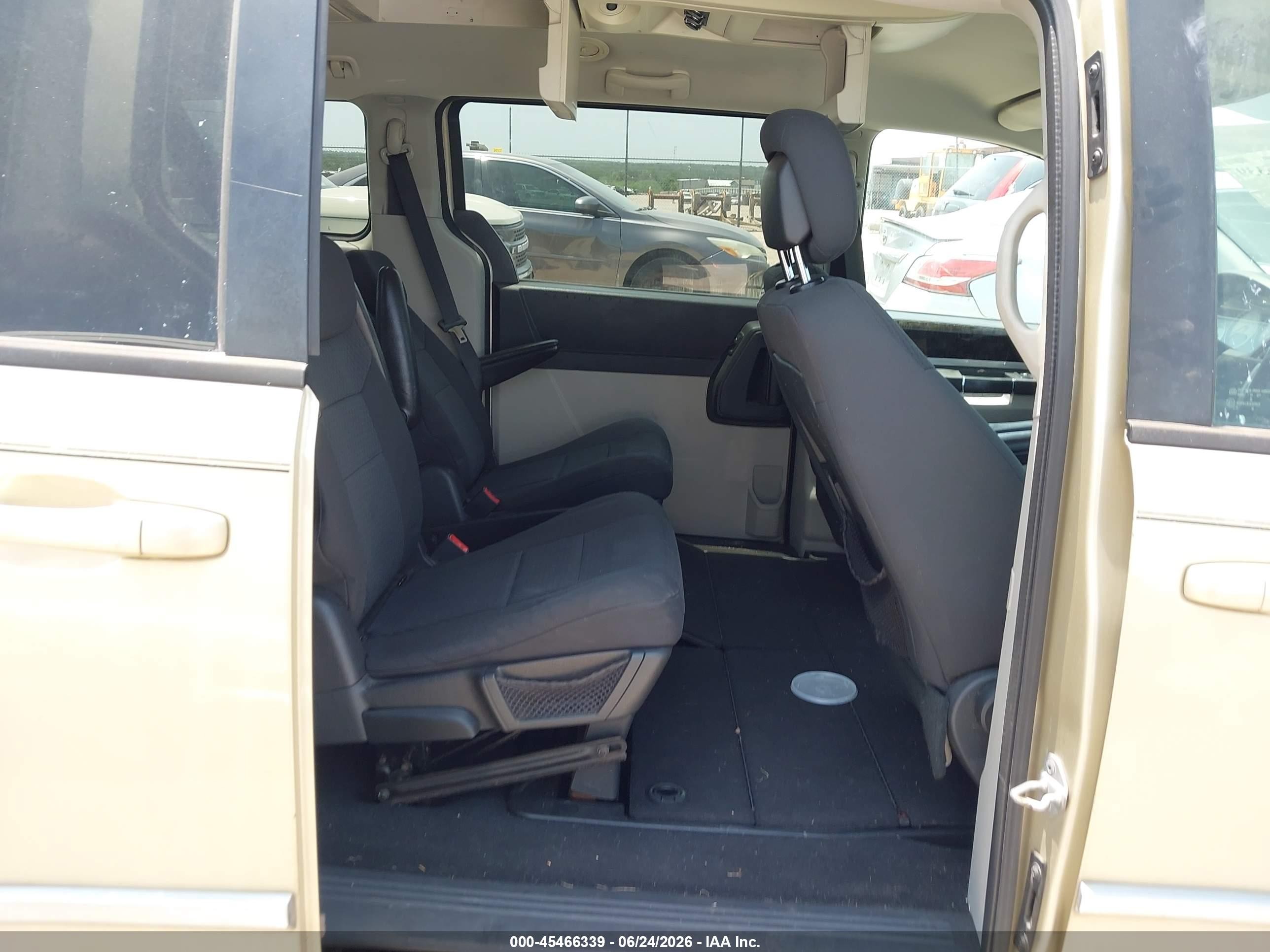 2010 Dodge Grand Caravan Sxt Gold vin: 2D4RN5D16AR476305