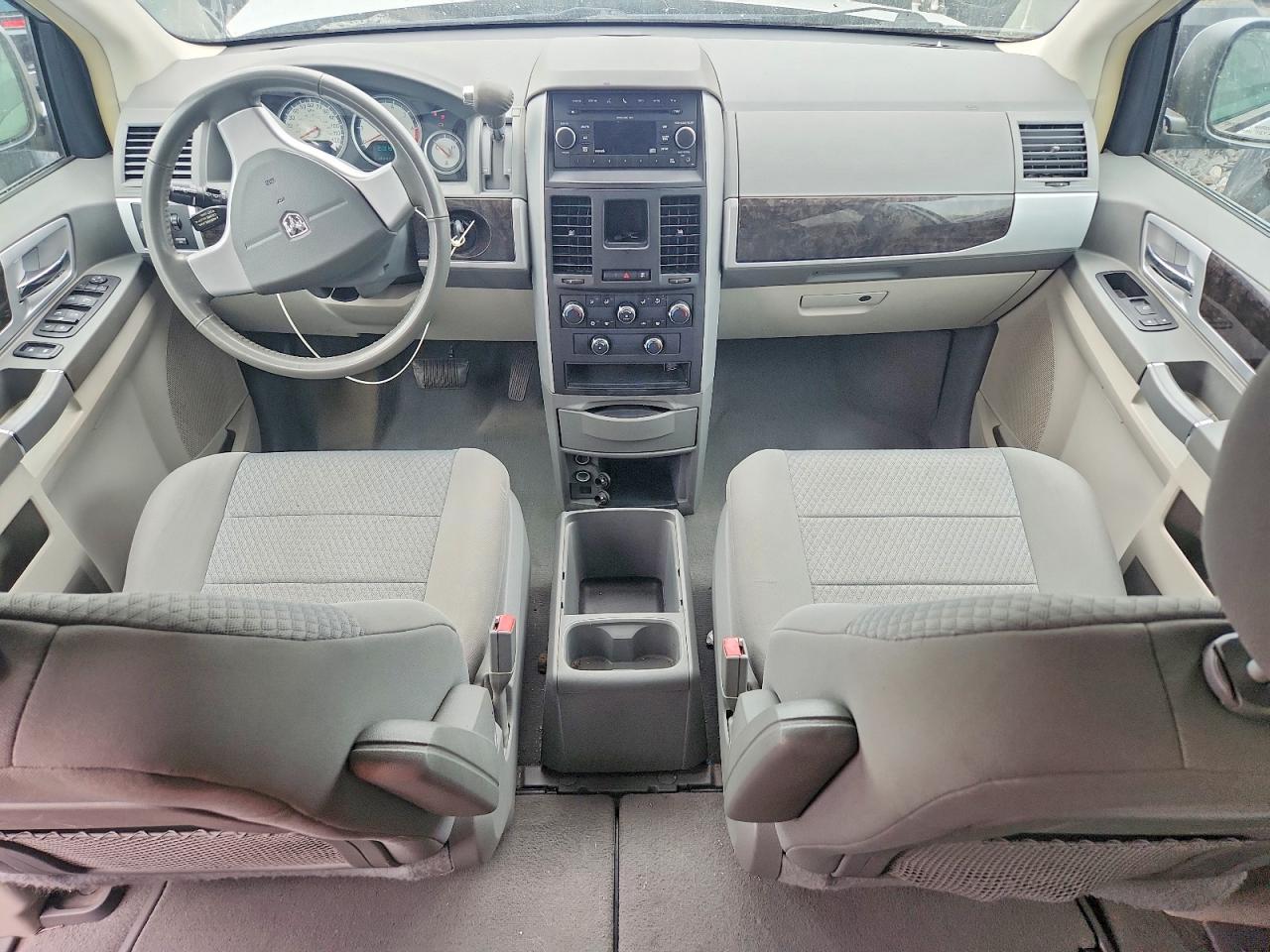 2010 Dodge Grand Caravan Sxt Серебряный vin: 2D4RN5D17AR134717