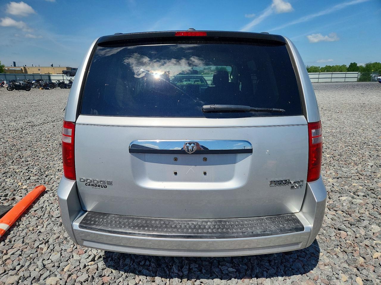 2010 Dodge Grand Caravan Sxt Серебряный vin: 2D4RN5D17AR134717