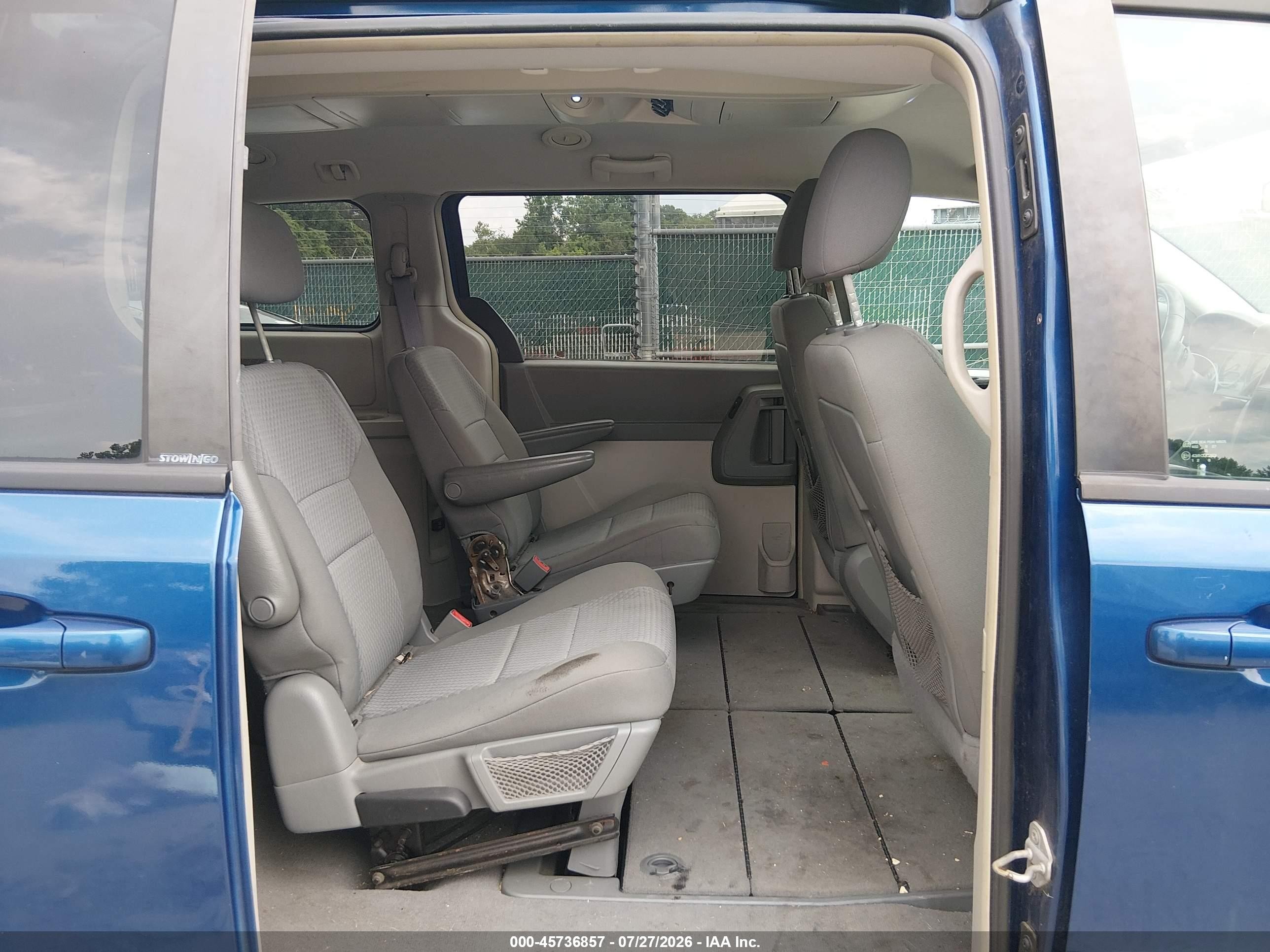 2010 Dodge Grand Caravan Sxt Blue vin: 2D4RN5D17AR205222