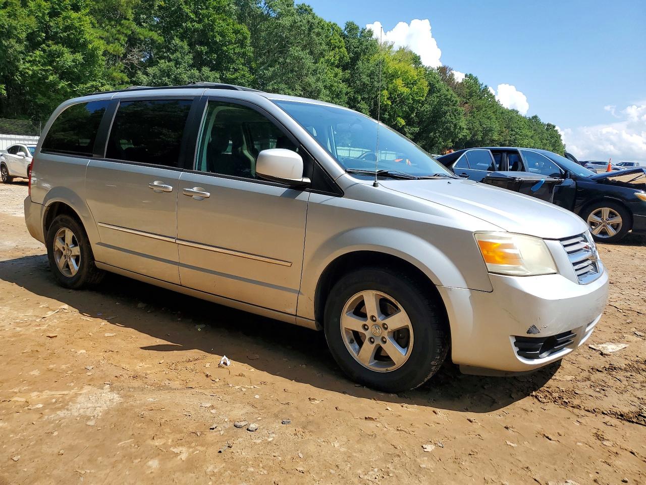 2010 Dodge Grand Caravan Sxt Silver vin: 2D4RN5D18AR181402