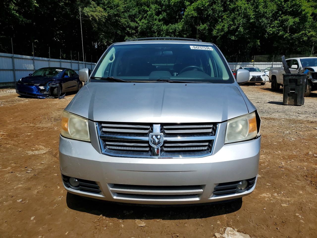 2010 Dodge Grand Caravan Sxt Silver vin: 2D4RN5D18AR181402