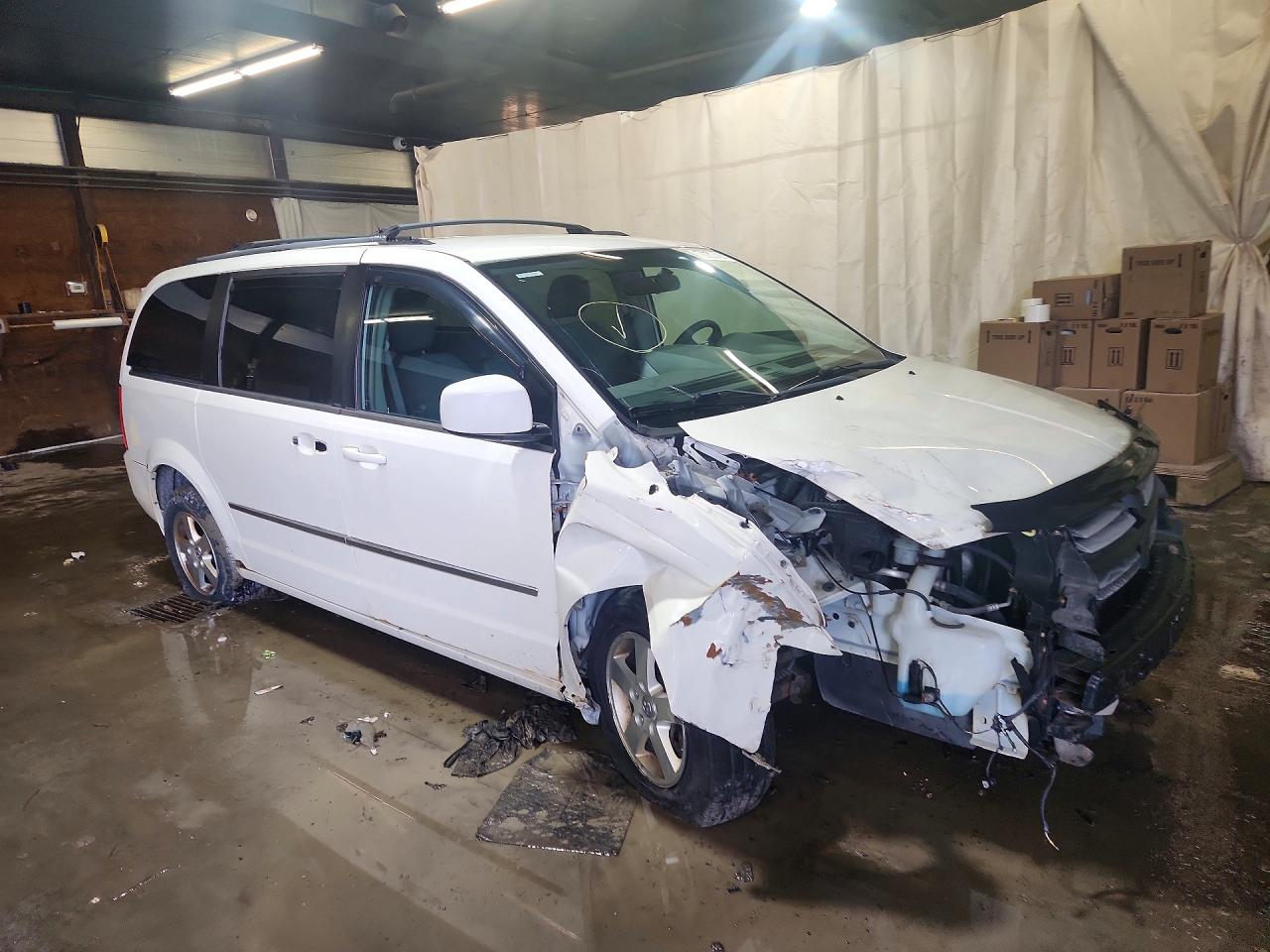 2010 Dodge Grand Caravan Sxt White vin: 2D4RN5D18AR190813