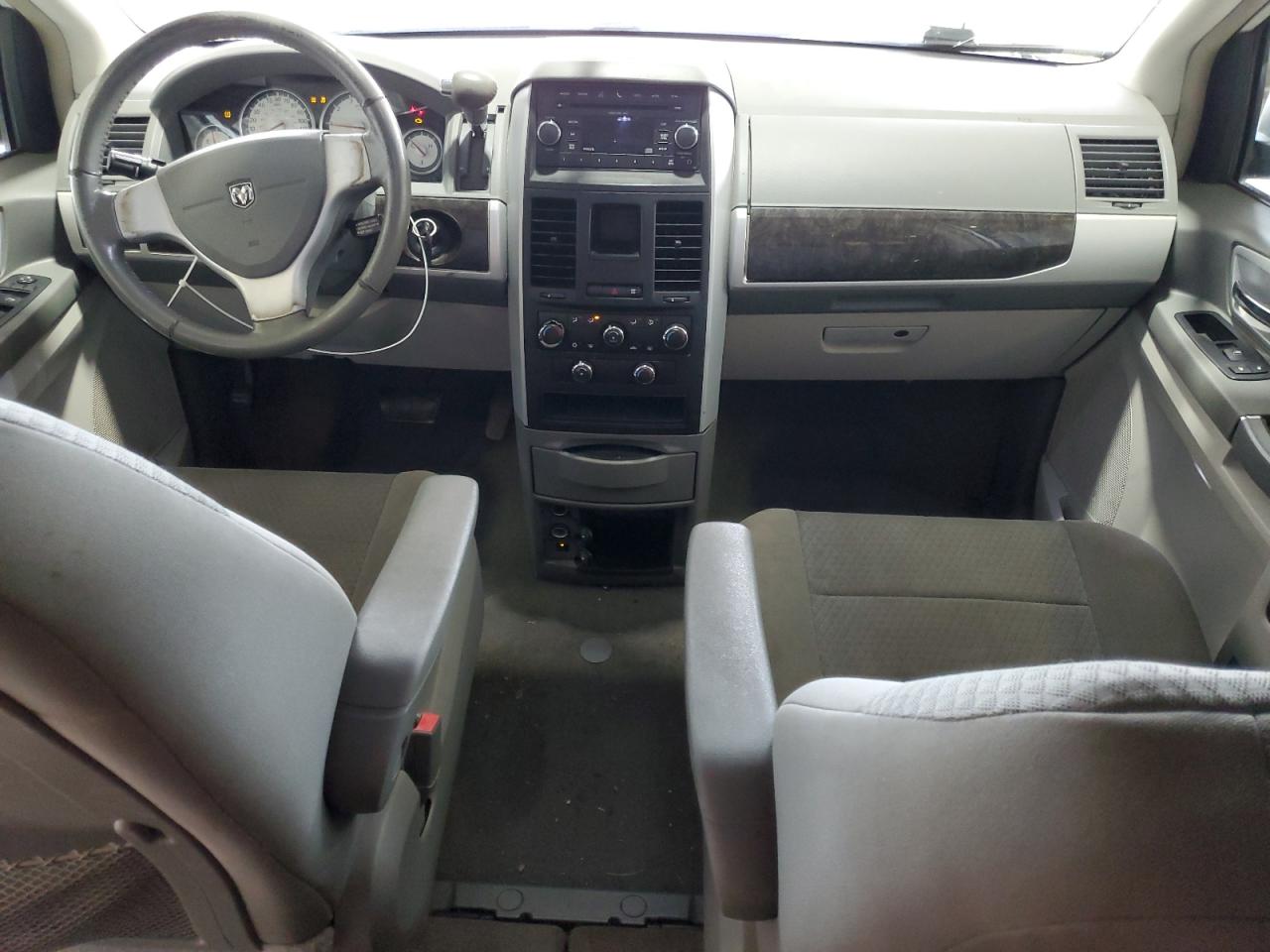 2010 Dodge Grand Caravan Sxt White vin: 2D4RN5D18AR190813