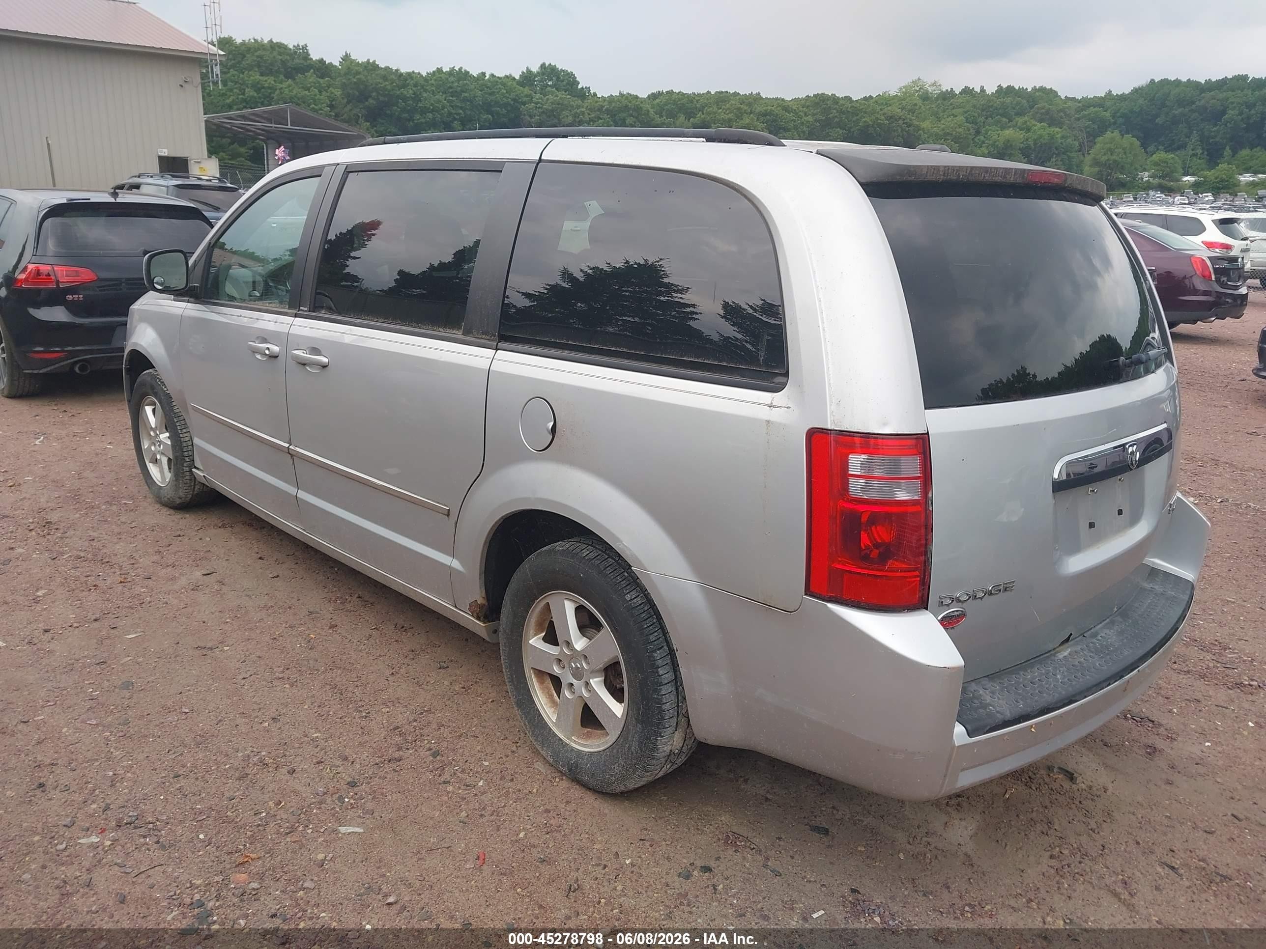 2010 Dodge Grand Caravan Sxt Silver vin: 2D4RN5D18AR246880