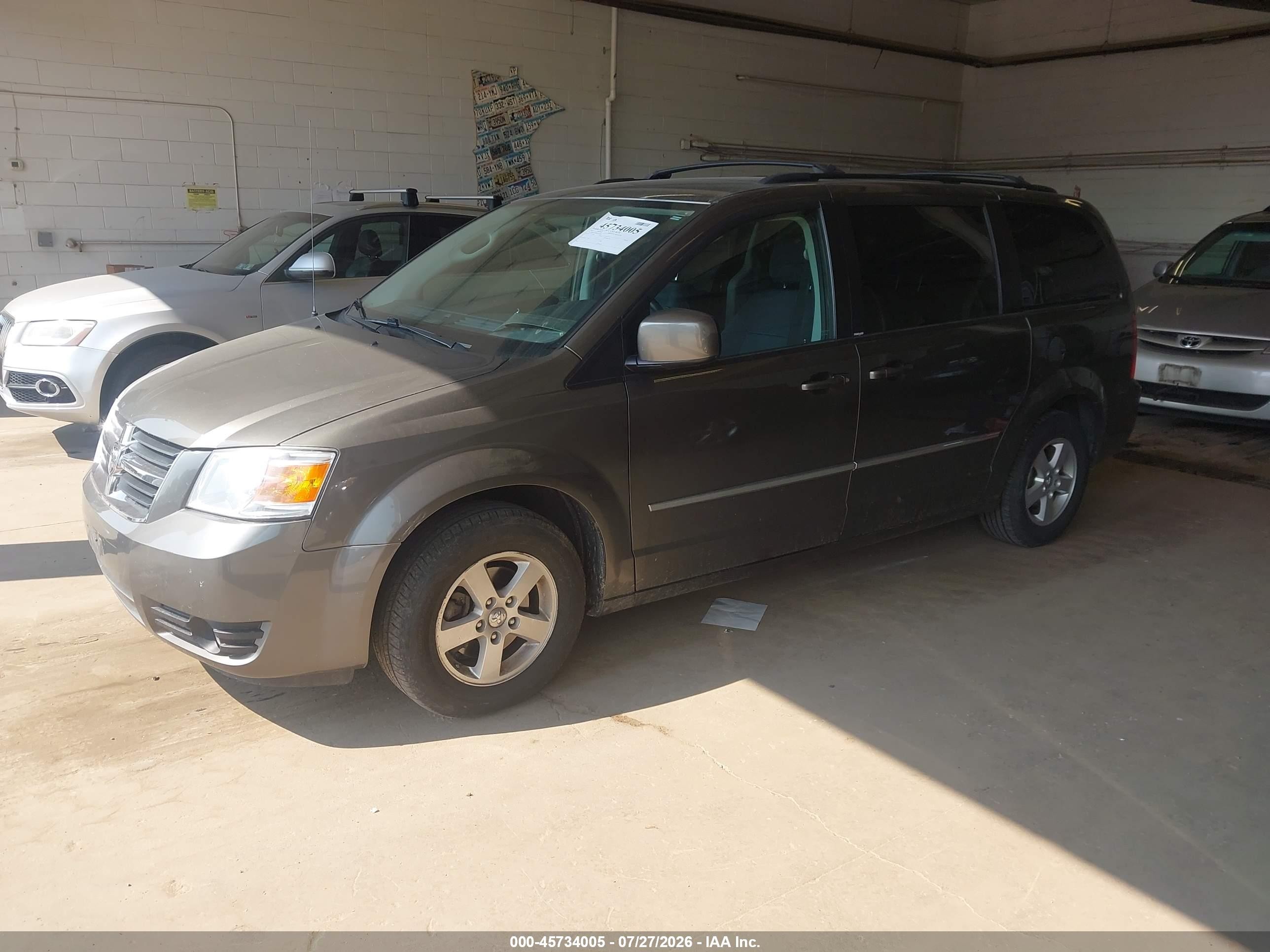 2010 Dodge Grand Caravan Sxt Gray vin: 2D4RN5D18AR353038