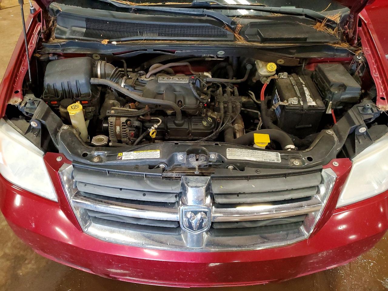 2010 Dodge Grand Caravan Sxt Red vin: 2D4RN5D18AR369109