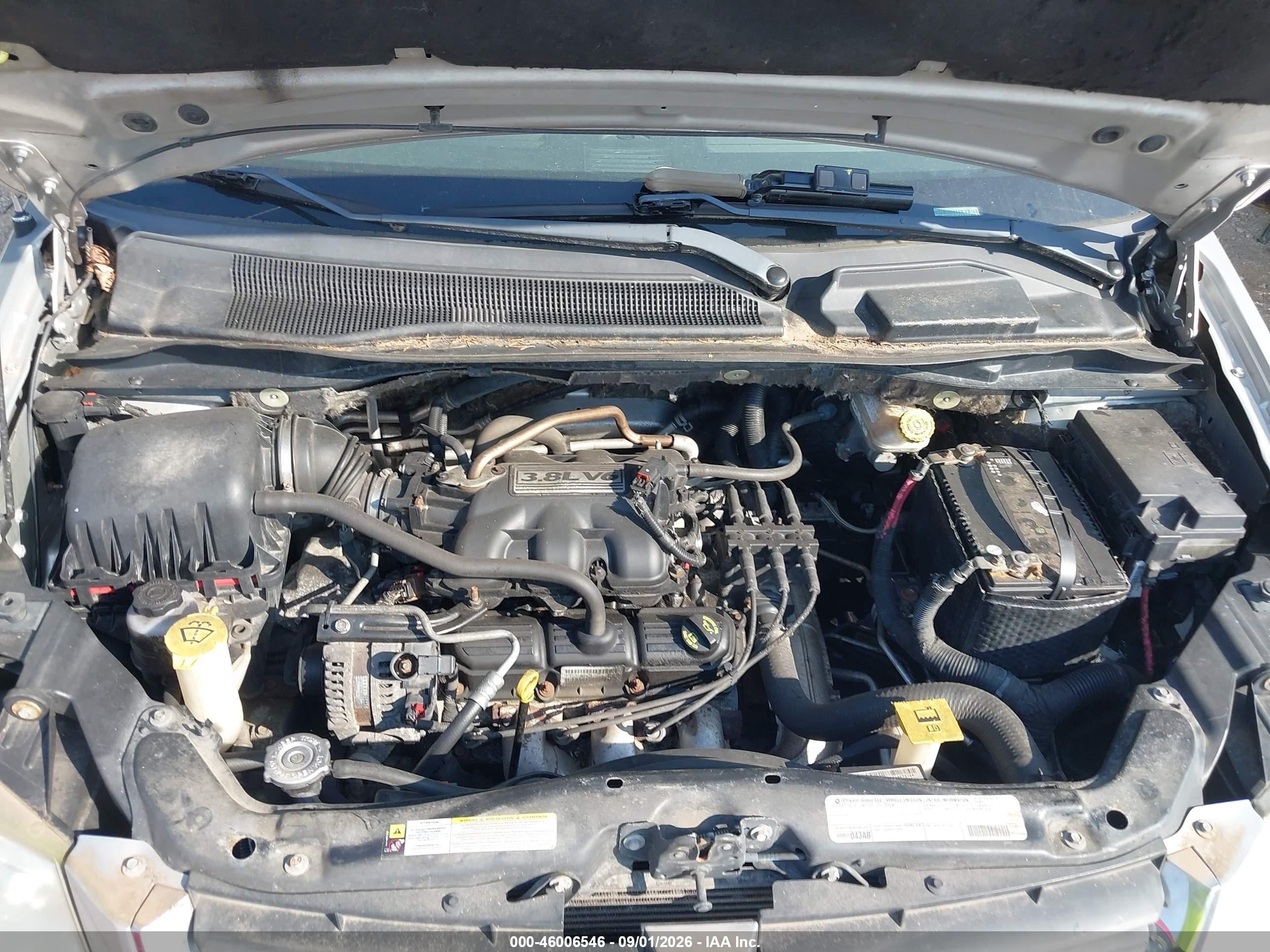 2010 Dodge Grand Caravan Sxt Silver vin: 2D4RN5D18AR443953