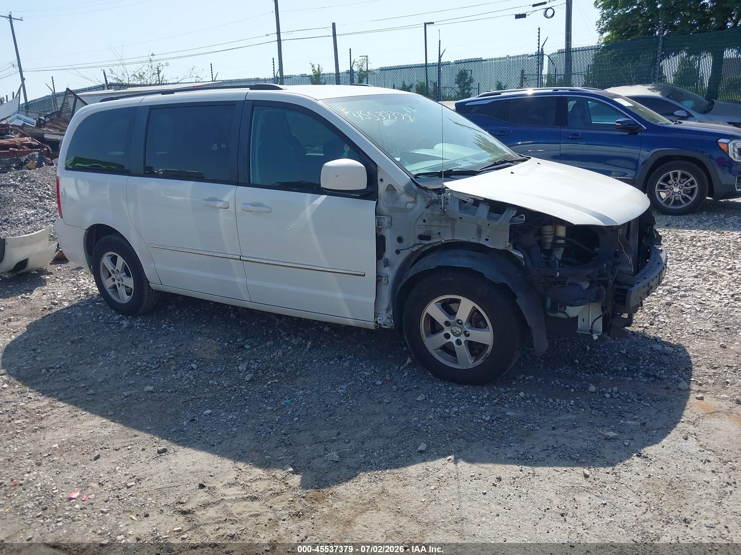 2010 Dodge Grand Caravan Sxt White vin: 2D4RN5D19AR118499