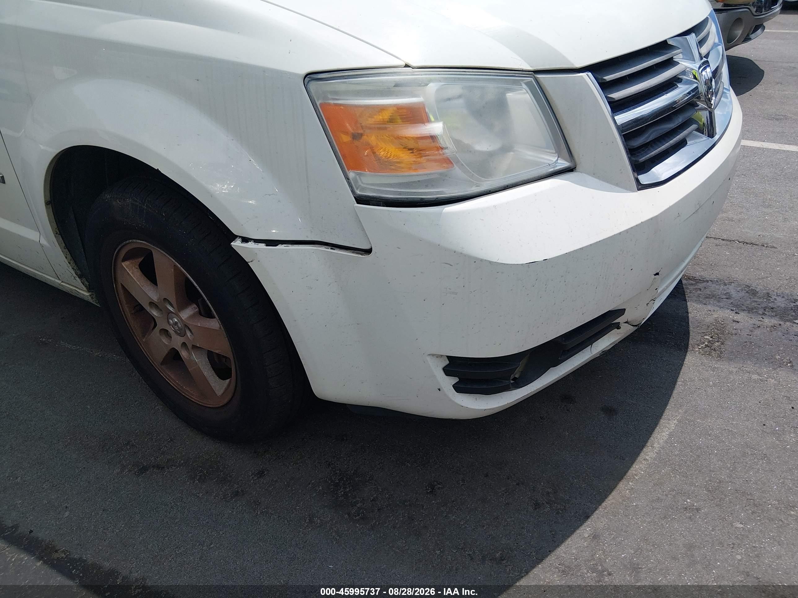 2010 Dodge Grand Caravan Sxt White vin: 2D4RN5D19AR280990