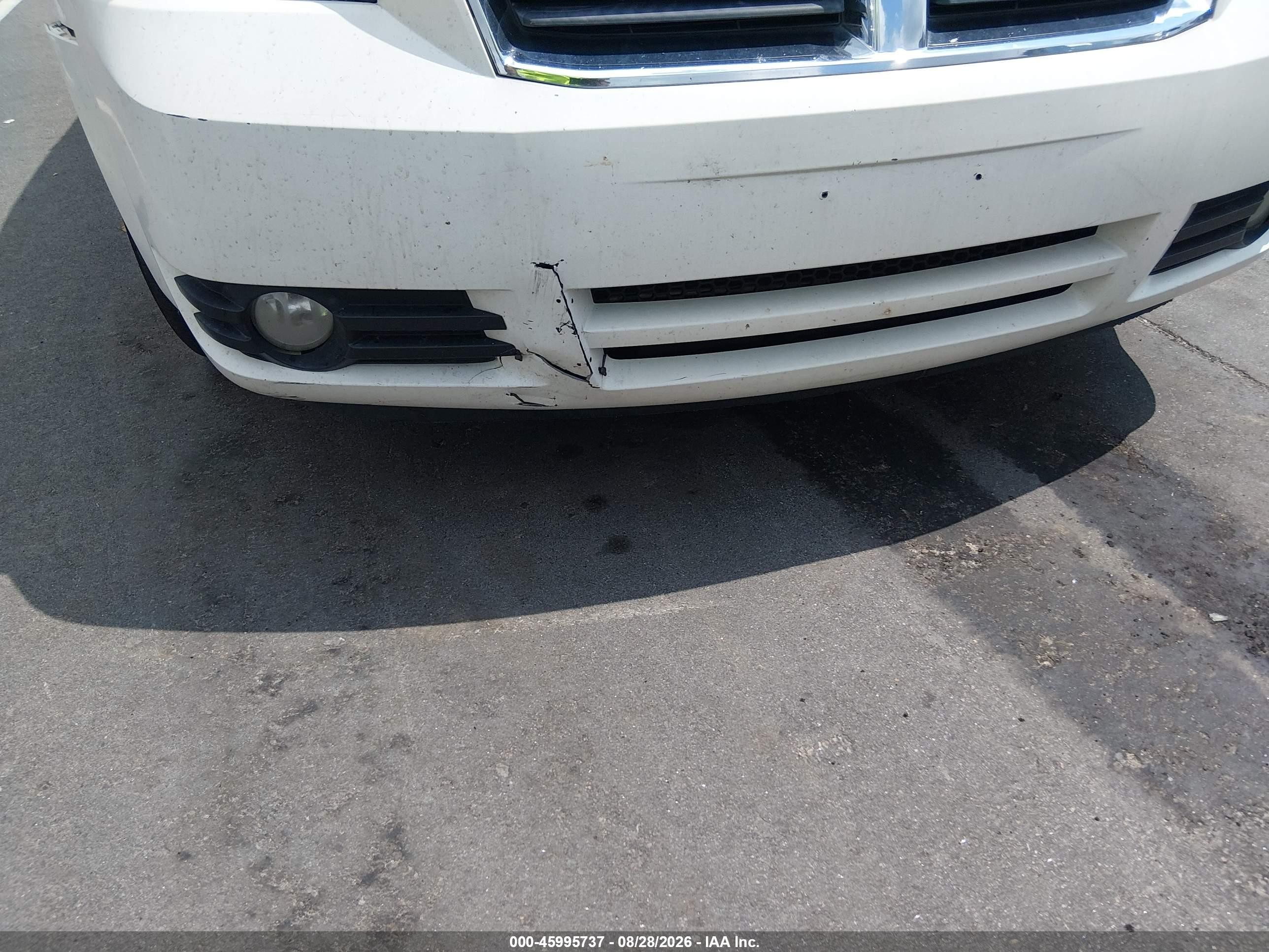 2010 Dodge Grand Caravan Sxt White vin: 2D4RN5D19AR280990
