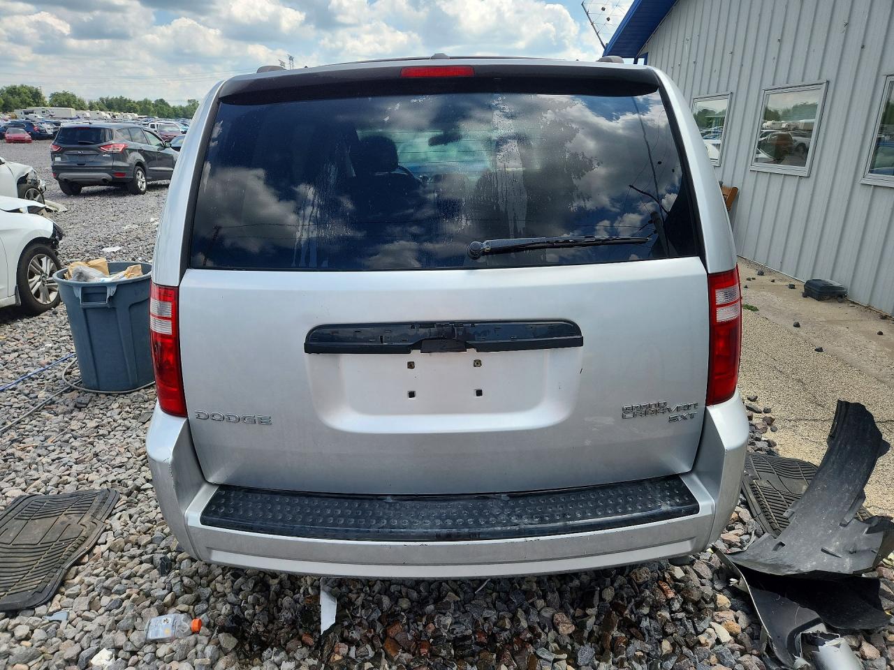 2010 Dodge Grand Caravan Sxt Silver vin: 2D4RN5D19AR433366
