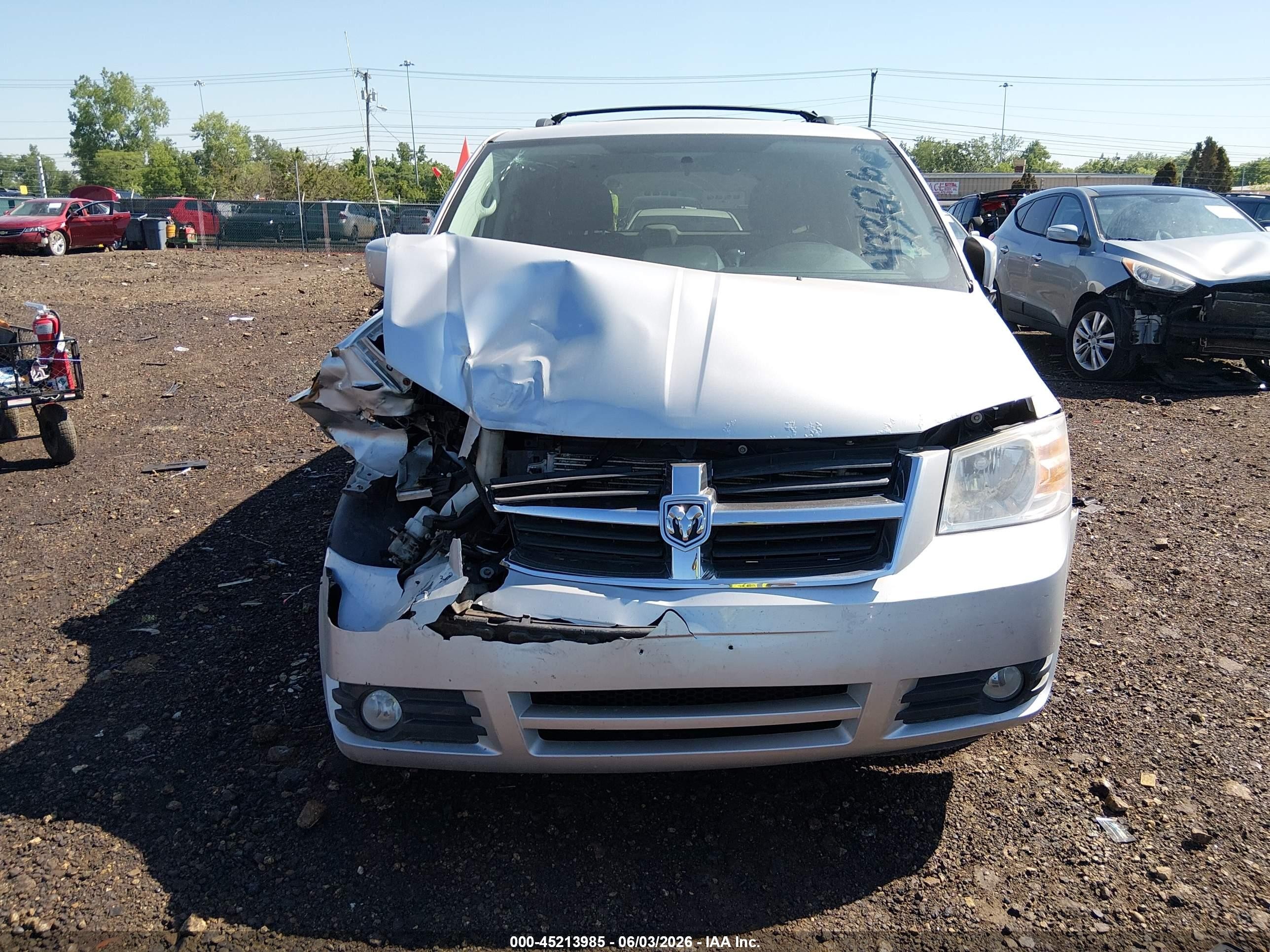 2010 Dodge Grand Caravan Sxt Gray vin: 2D4RN5D19AR433626