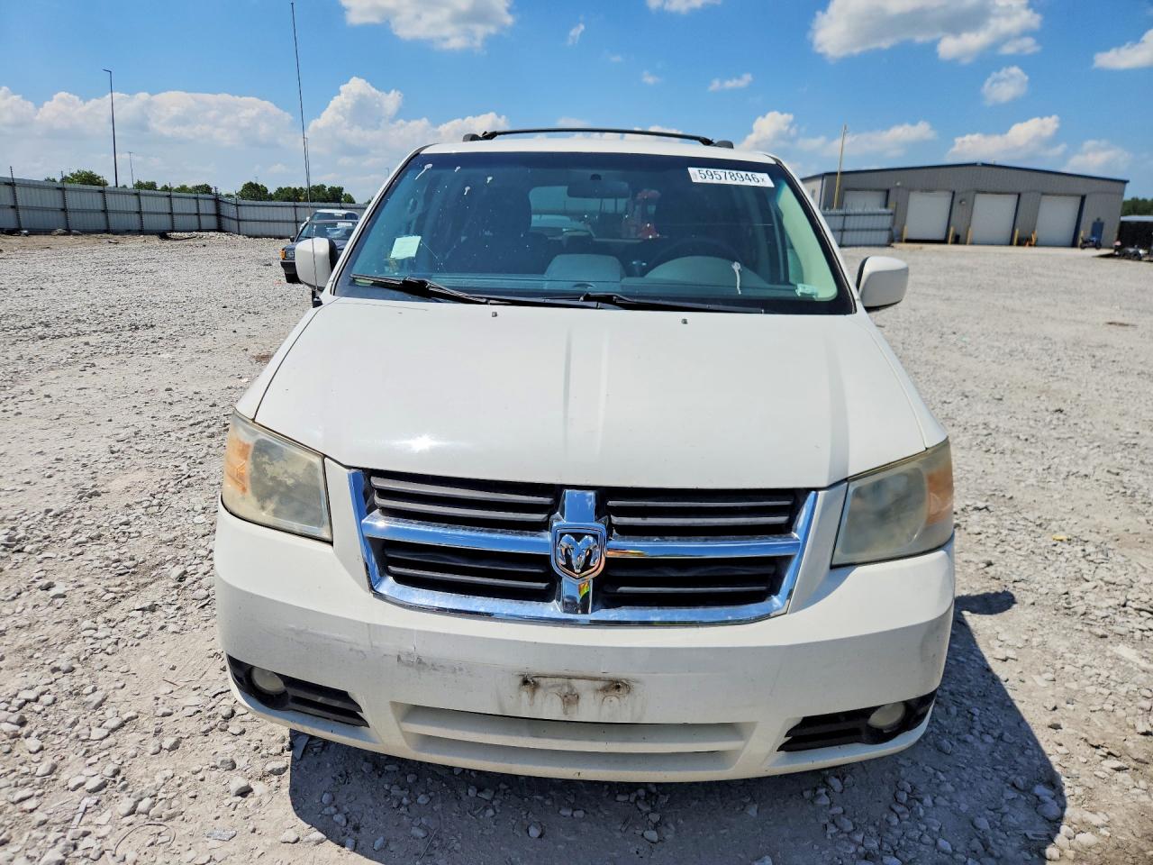 2010 Dodge Grand Caravan Sxt White vin: 2D4RN5D19AR434288